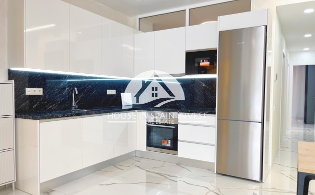 Apartamento - Reventa - Torrevieja - Playa del Cura