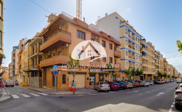 Apartment  - Resale - Torrevieja - Centro