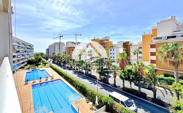 Appartement - Herverkoop - Torrevieja - Punta Prima