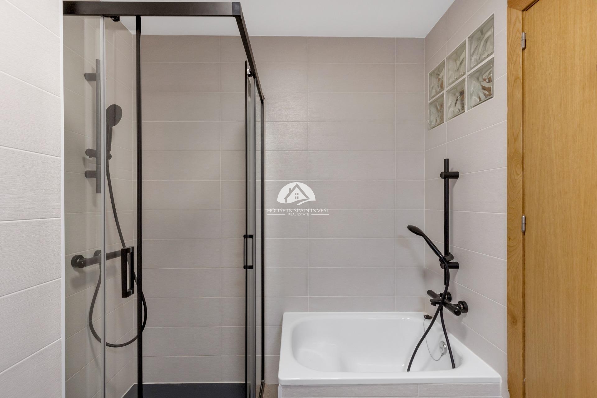 Herverkoop - Appartement - Torrevieja - Playa del Cura