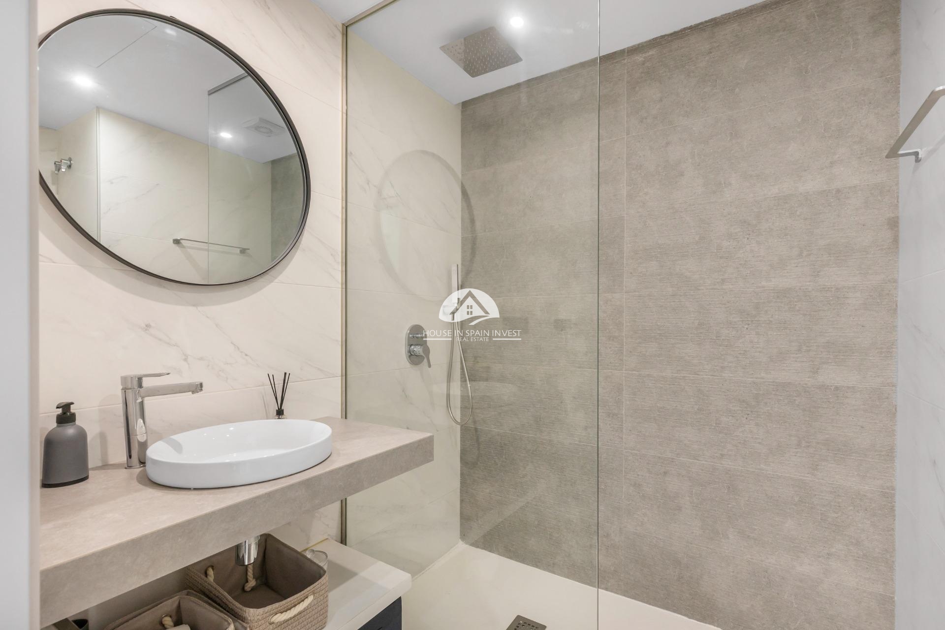 Herverkoop - Gelijkvloerse bungalow - Torrevieja - Los Balcones  