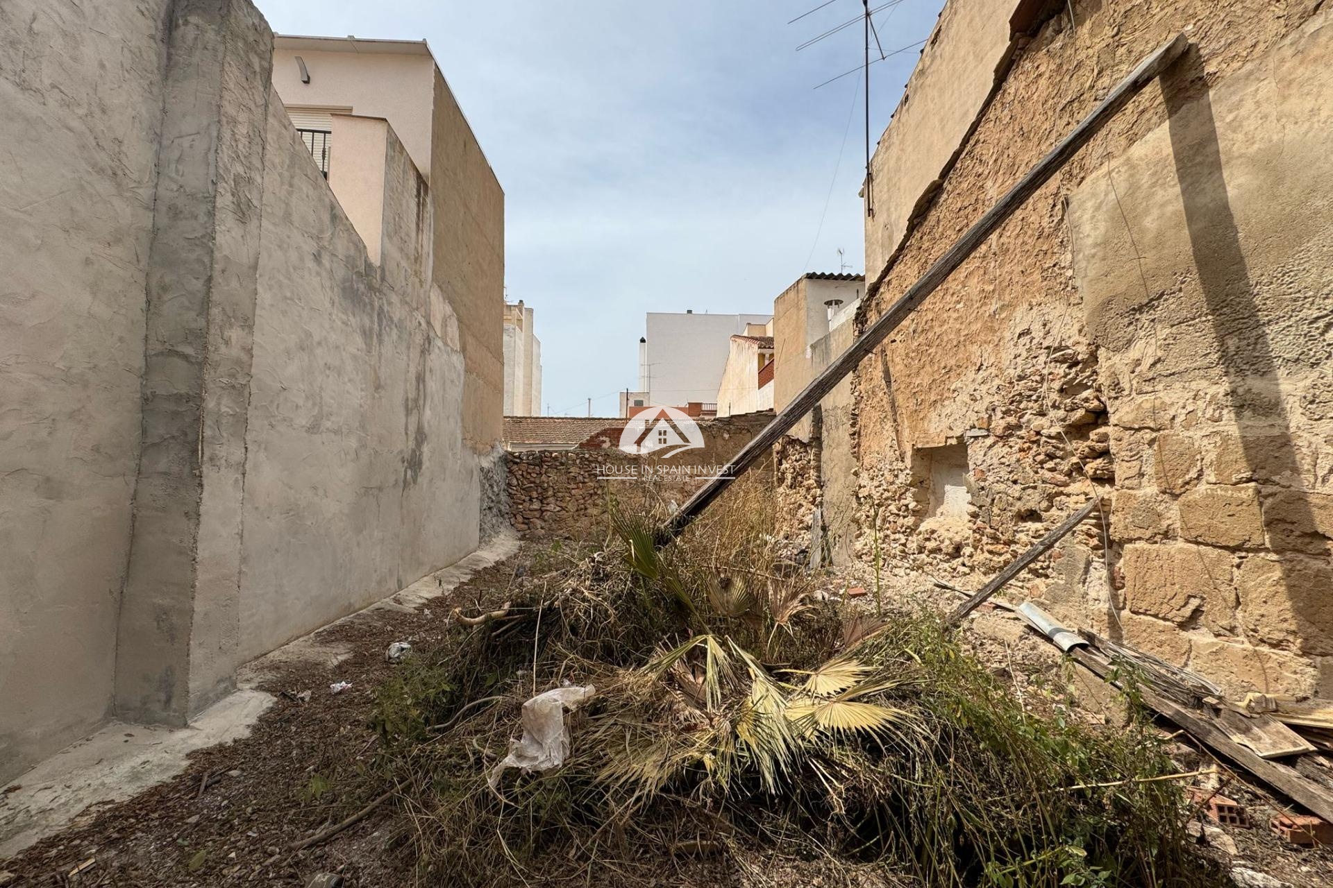 Herverkoop - Perceel / Grondstuk - Torrevieja - Centro