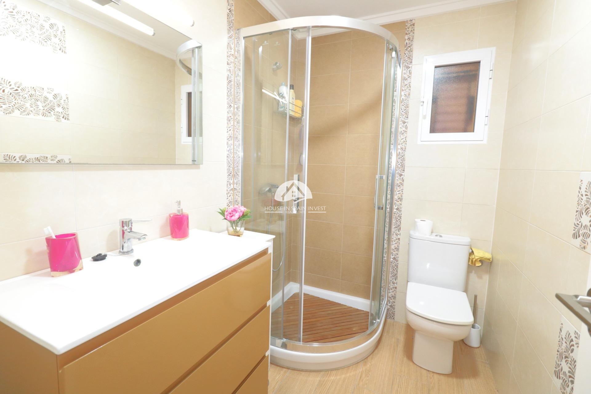 Herverkoop - Rijwoning - Torrevieja - Playa de los Naufragos