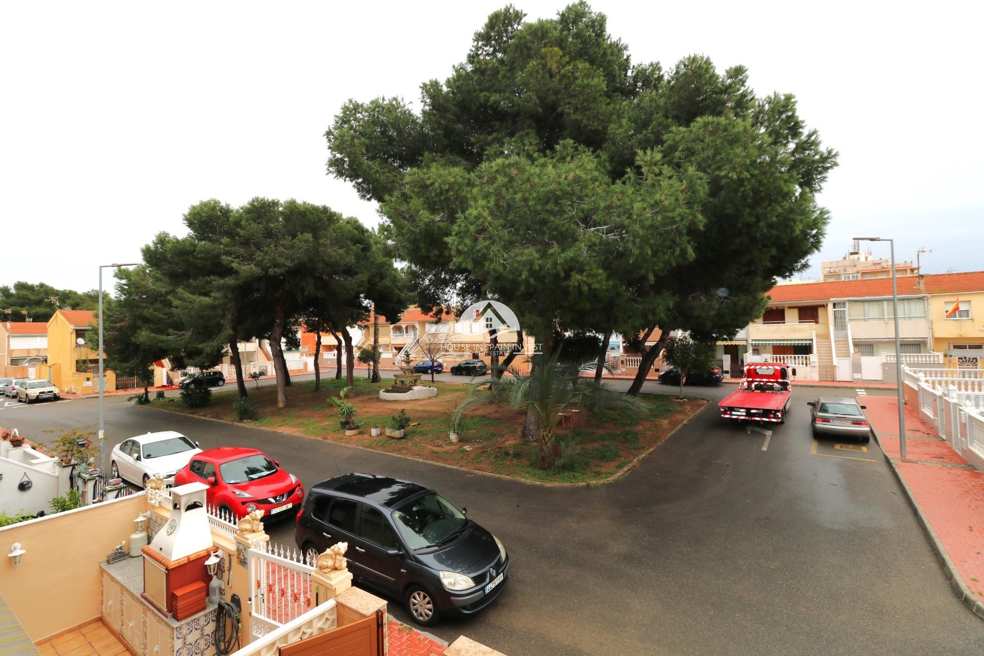 Herverkoop - Rijwoning - Torrevieja - Playa de los Naufragos
