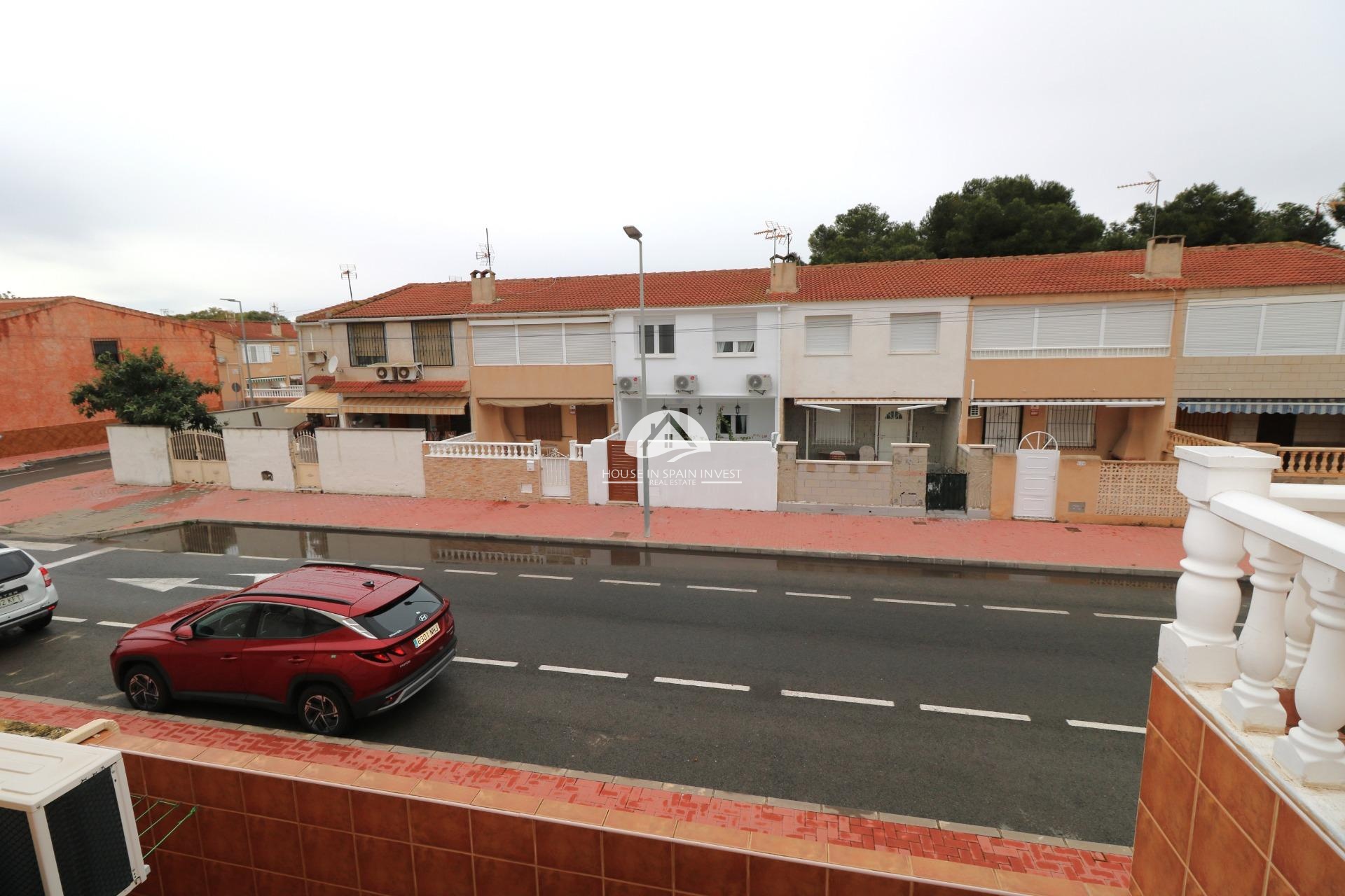 Herverkoop - Rijwoning - Torrevieja - Playa de los Naufragos