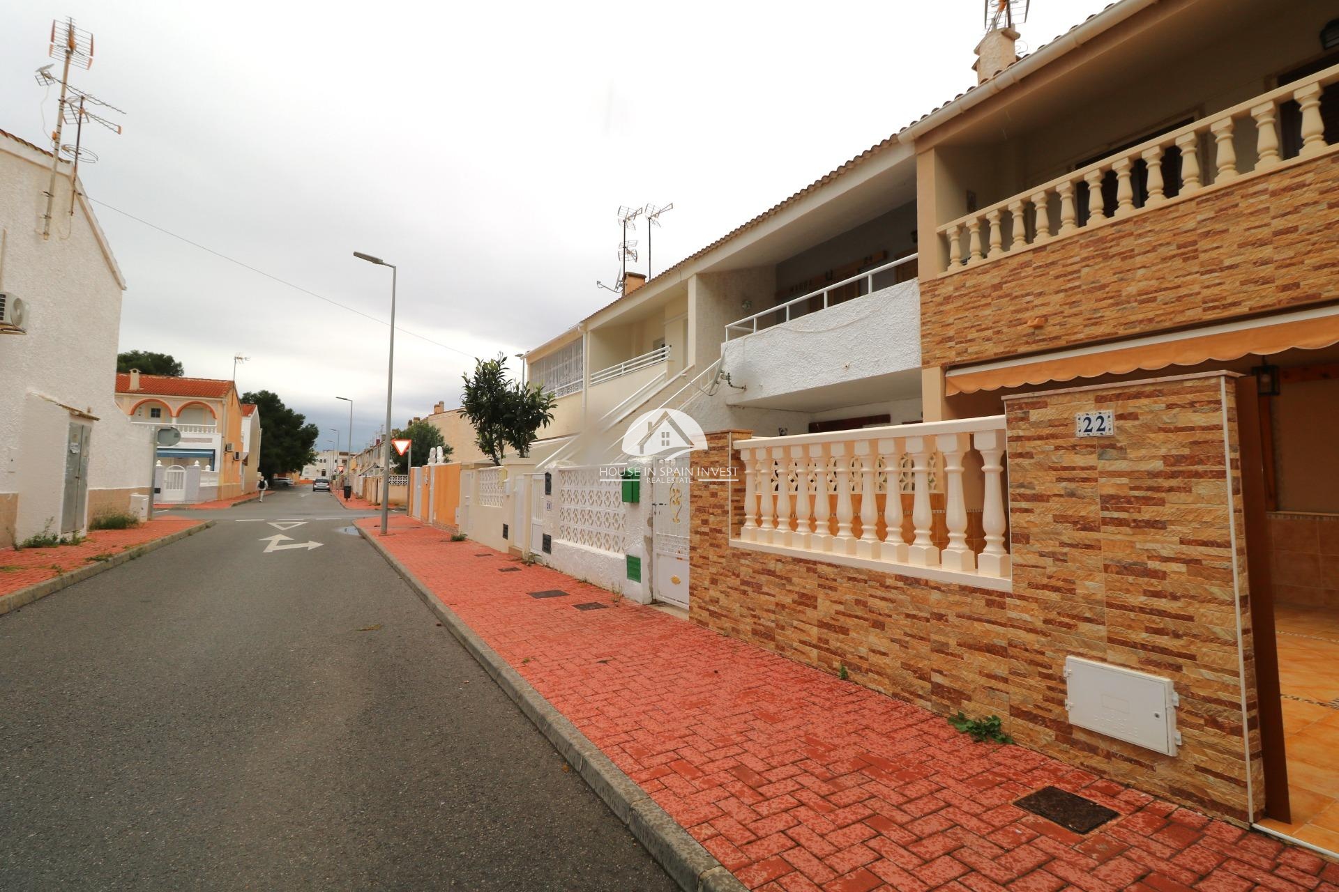 Herverkoop - Rijwoning - Torrevieja - Playa de los Naufragos