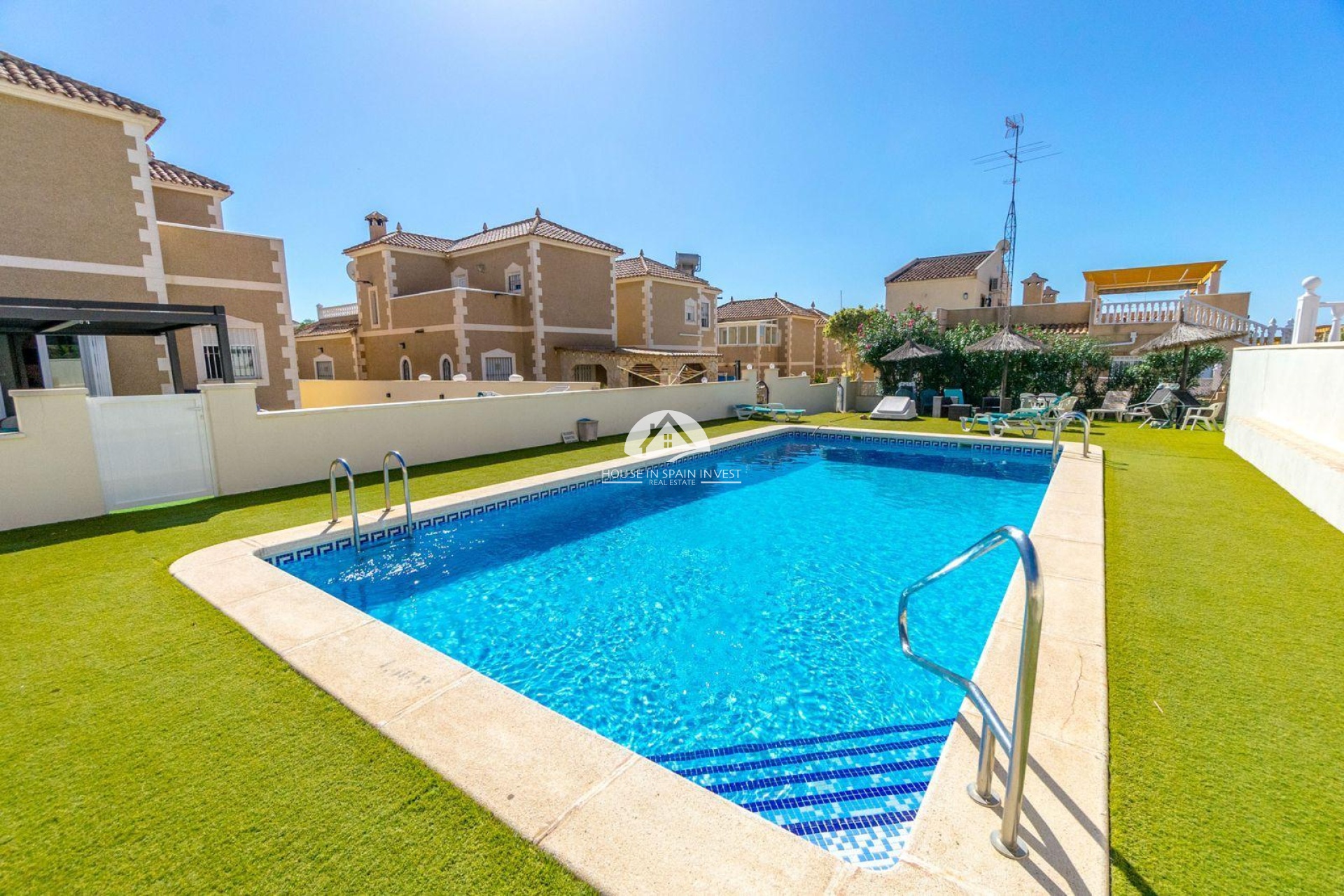 Herverkoop - Villa - Orihuela Costa - Las Filipinas