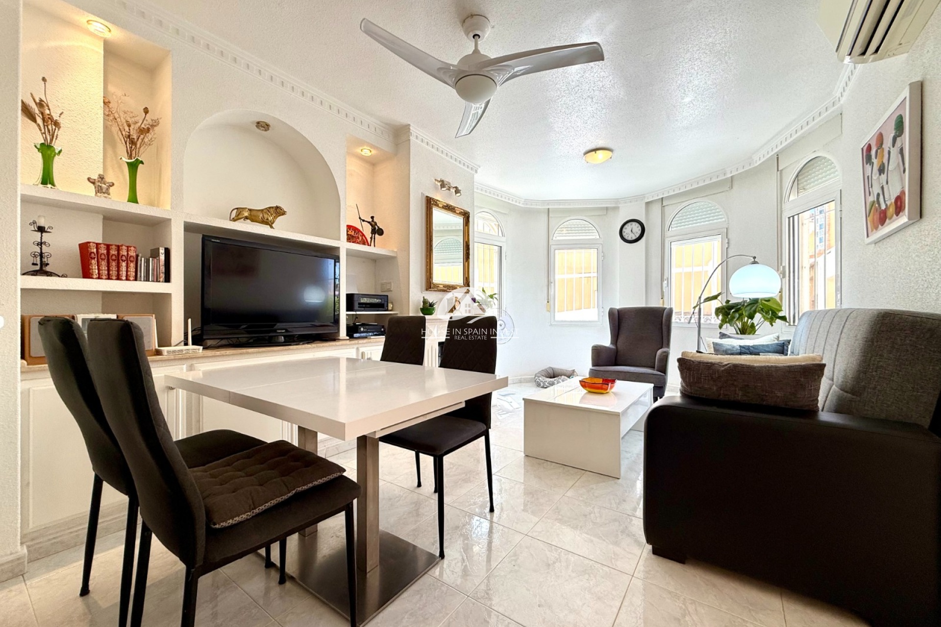 Herverkoop - Villa - Orihuela Costa - Villamartín