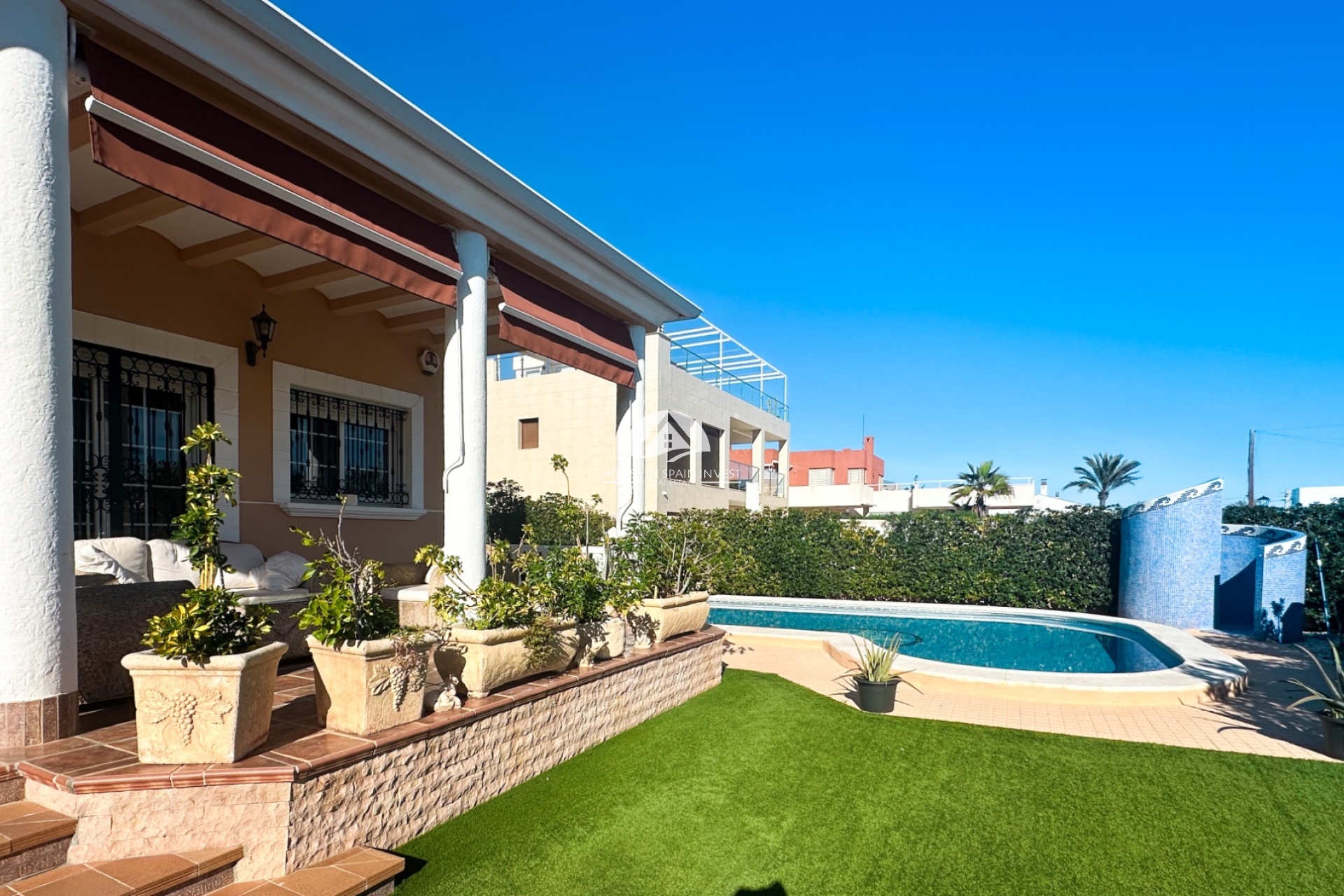 Herverkoop - Villa - Torrevieja - La Mata