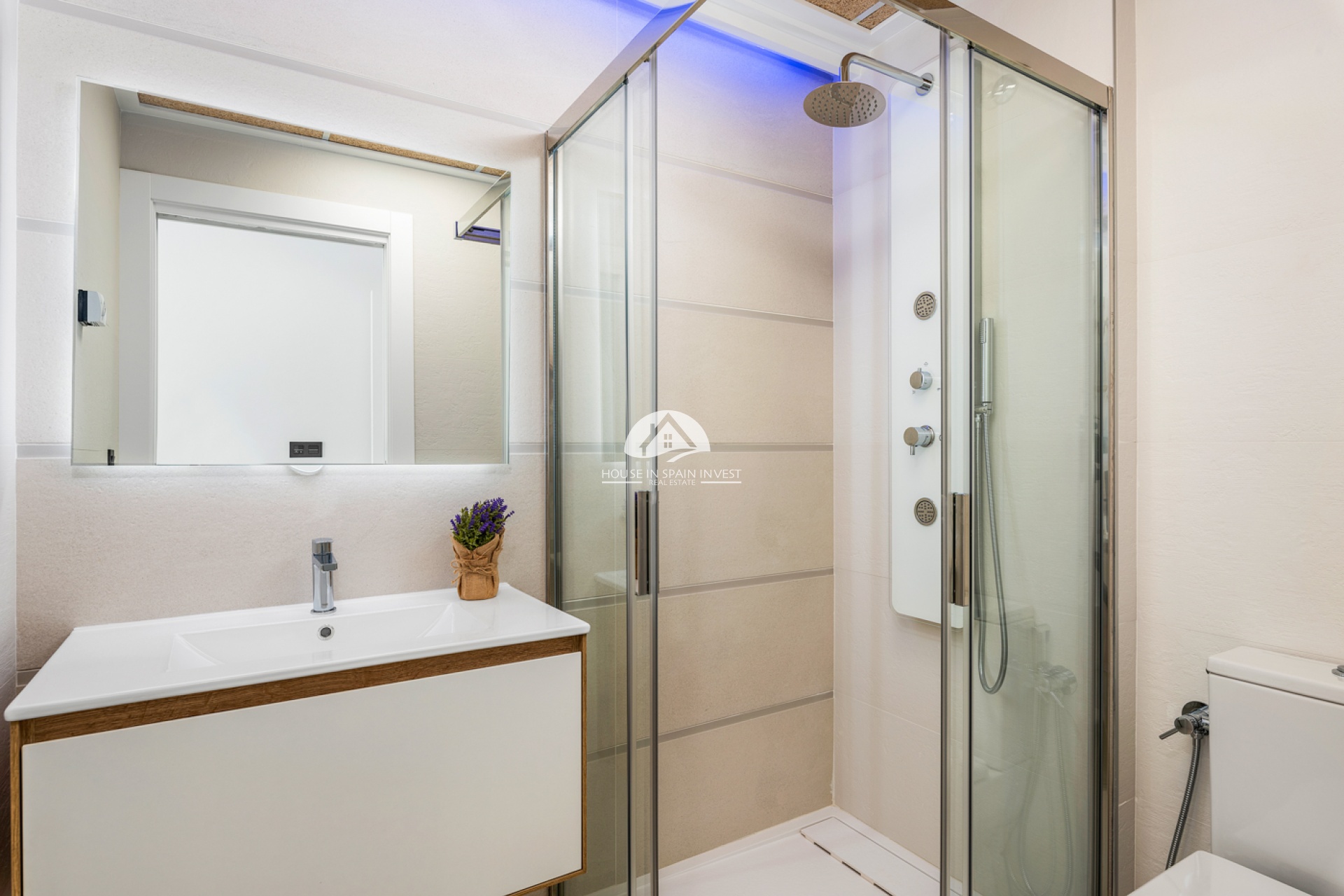 Obra nueva - Bungalow planta alta - Torrevieja