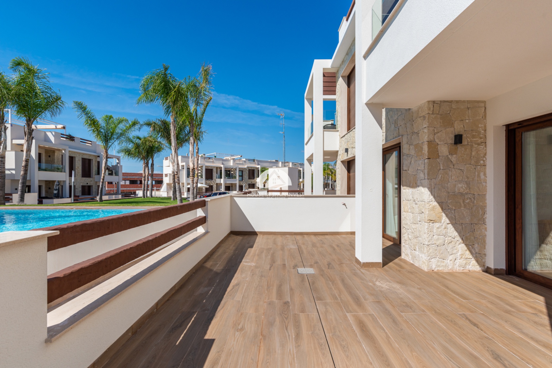 Obra nueva - Bungalow planta alta - Torrevieja