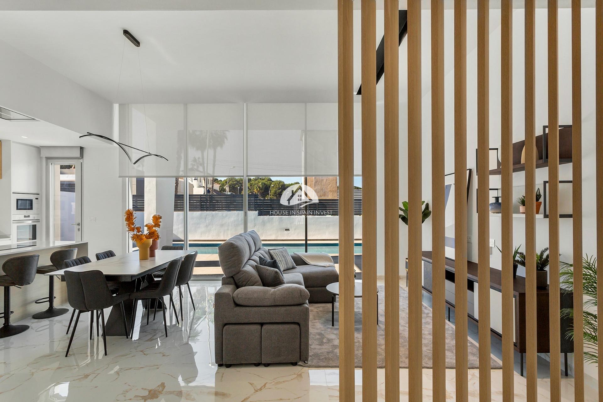 Obra nueva - Chalet - Torrevieja - Los Balcones  