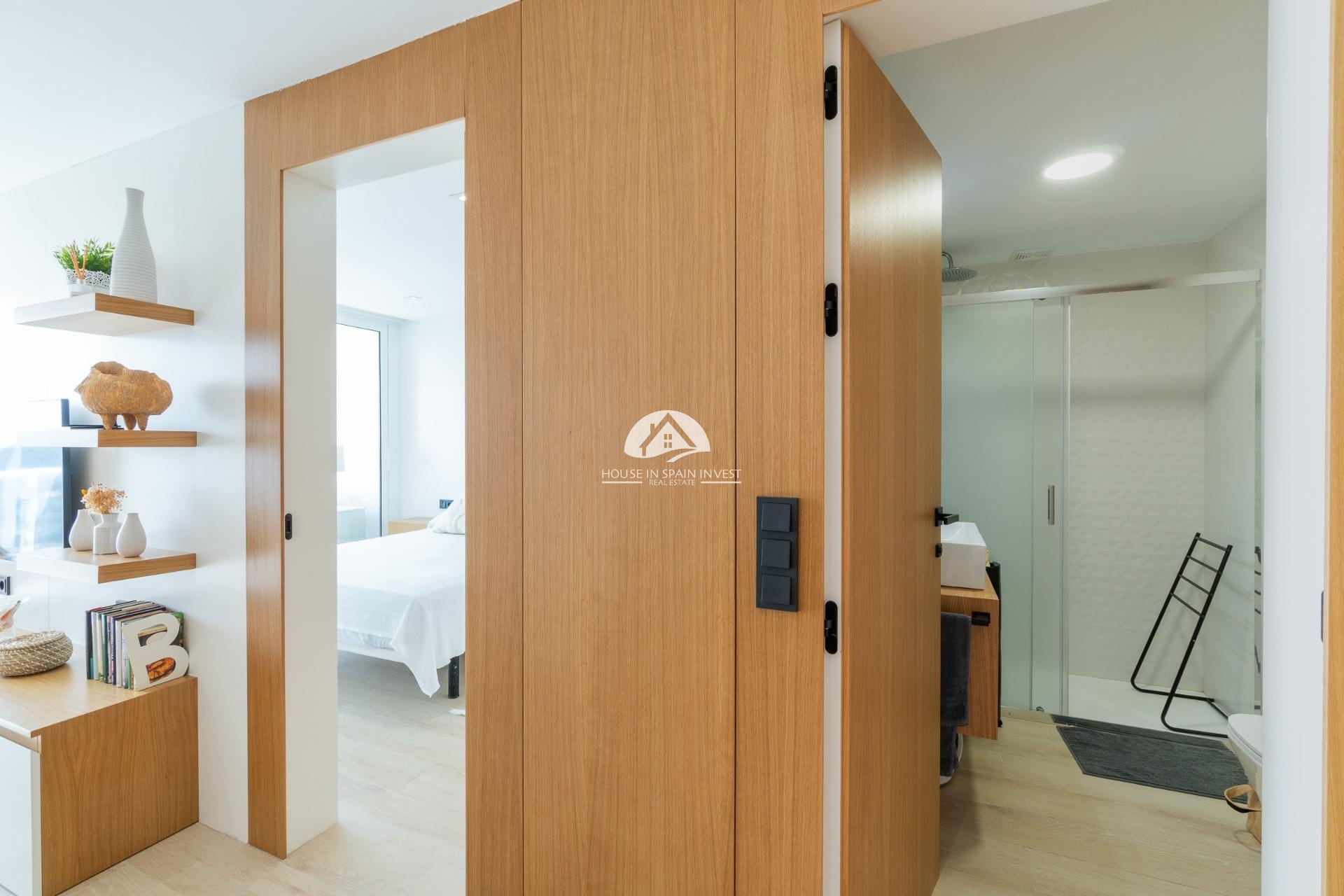 Resale - Apartment  - Guardamar del Segura - Puerto Deportivo