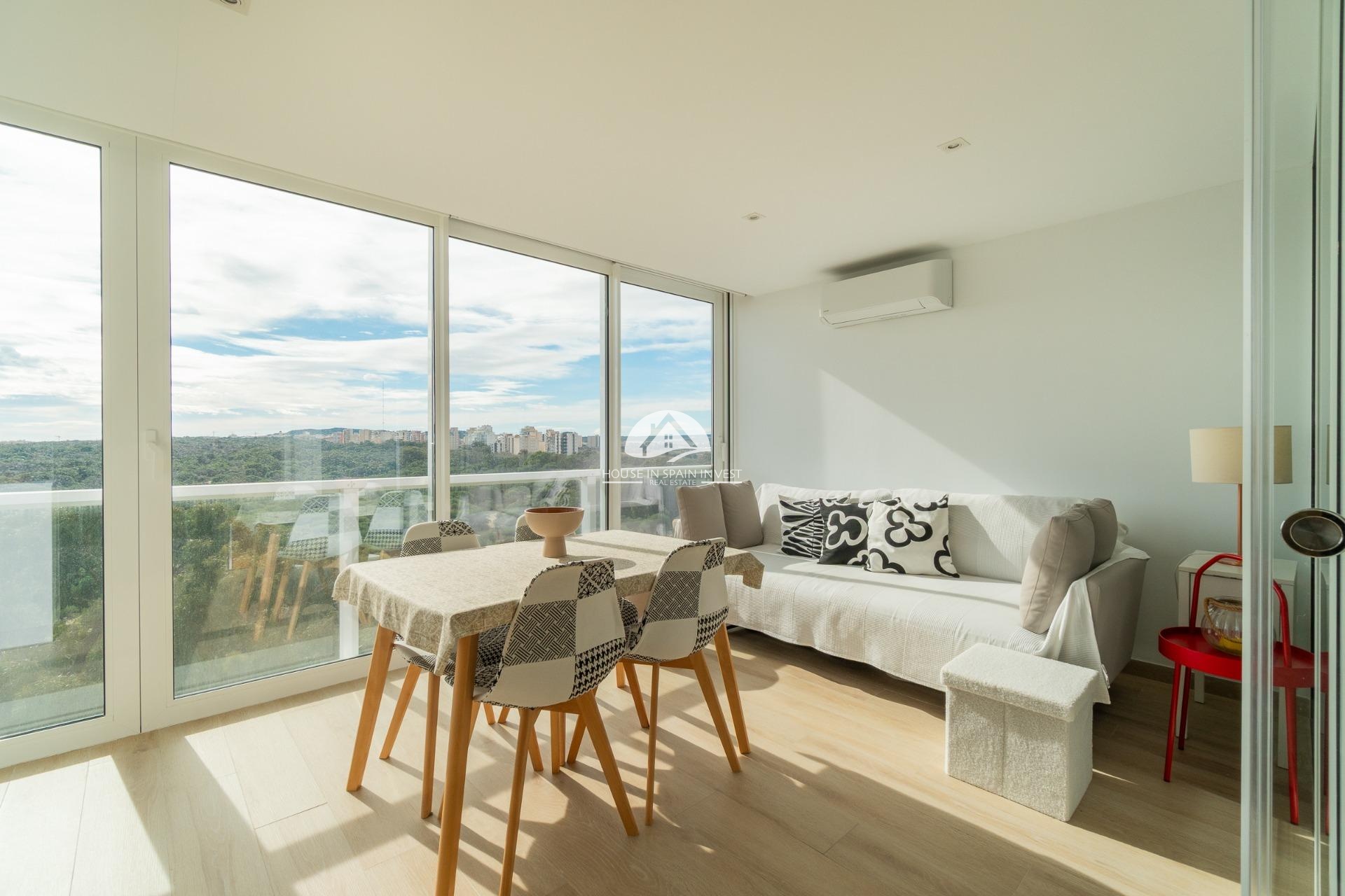 Resale - Apartment  - Guardamar del Segura - Puerto Deportivo