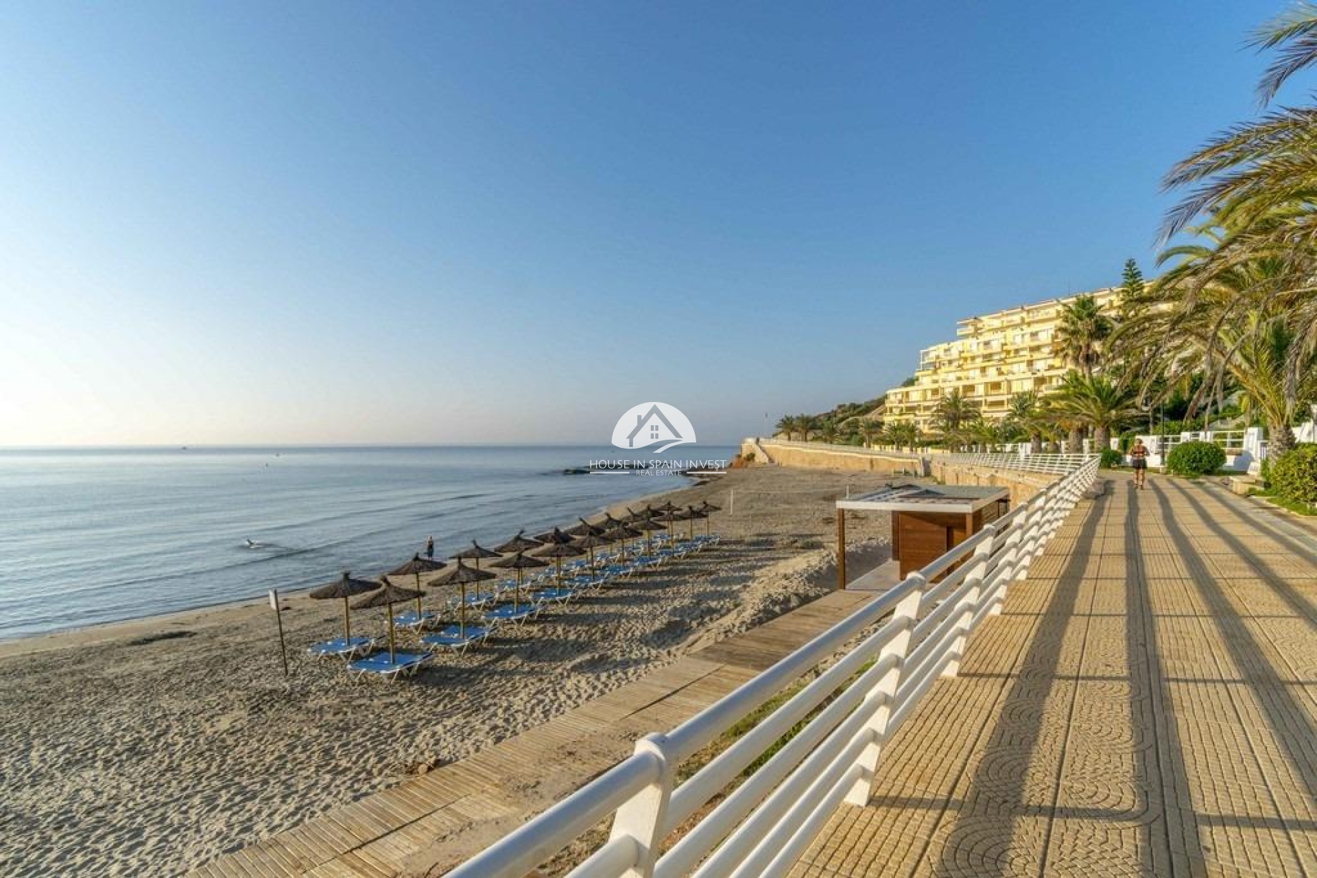 Resale - Apartment  - Orihuela Costa - Cabo roig  