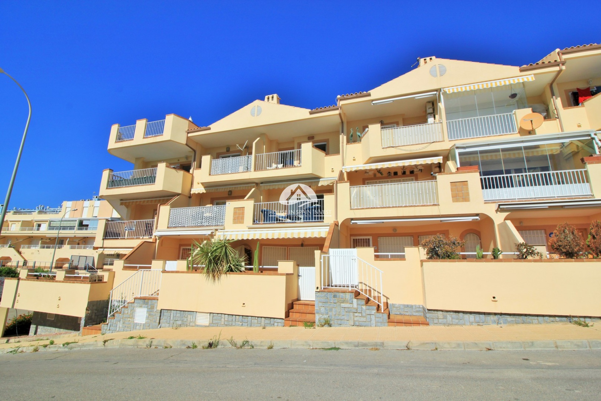 Resale - Apartment  - Orihuela Costa - Cabo roig  