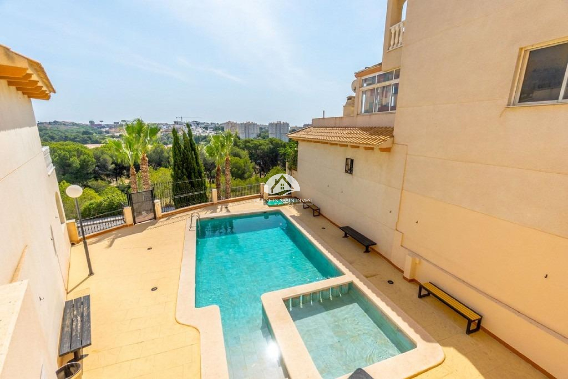 Resale - Apartment  - Orihuela Costa - Dehesa de campoamor