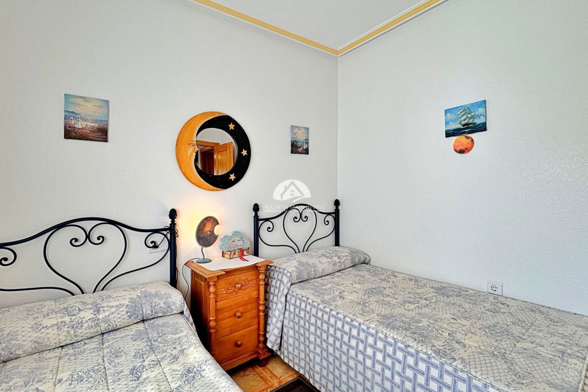 Resale - Apartment  - Orihuela Costa - La Zenia