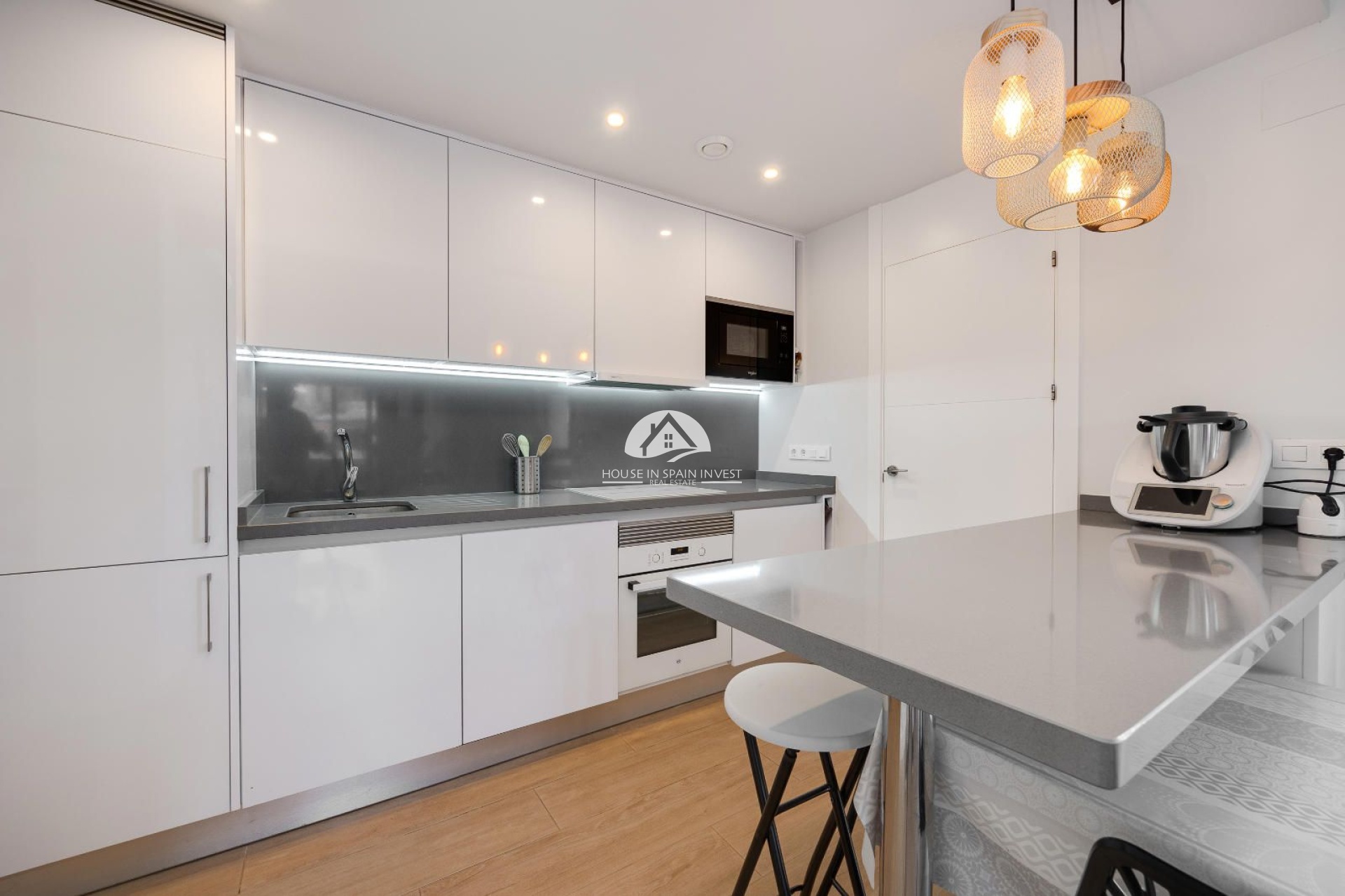 Resale - Apartment  - Orihuela Costa - Las Filipinas