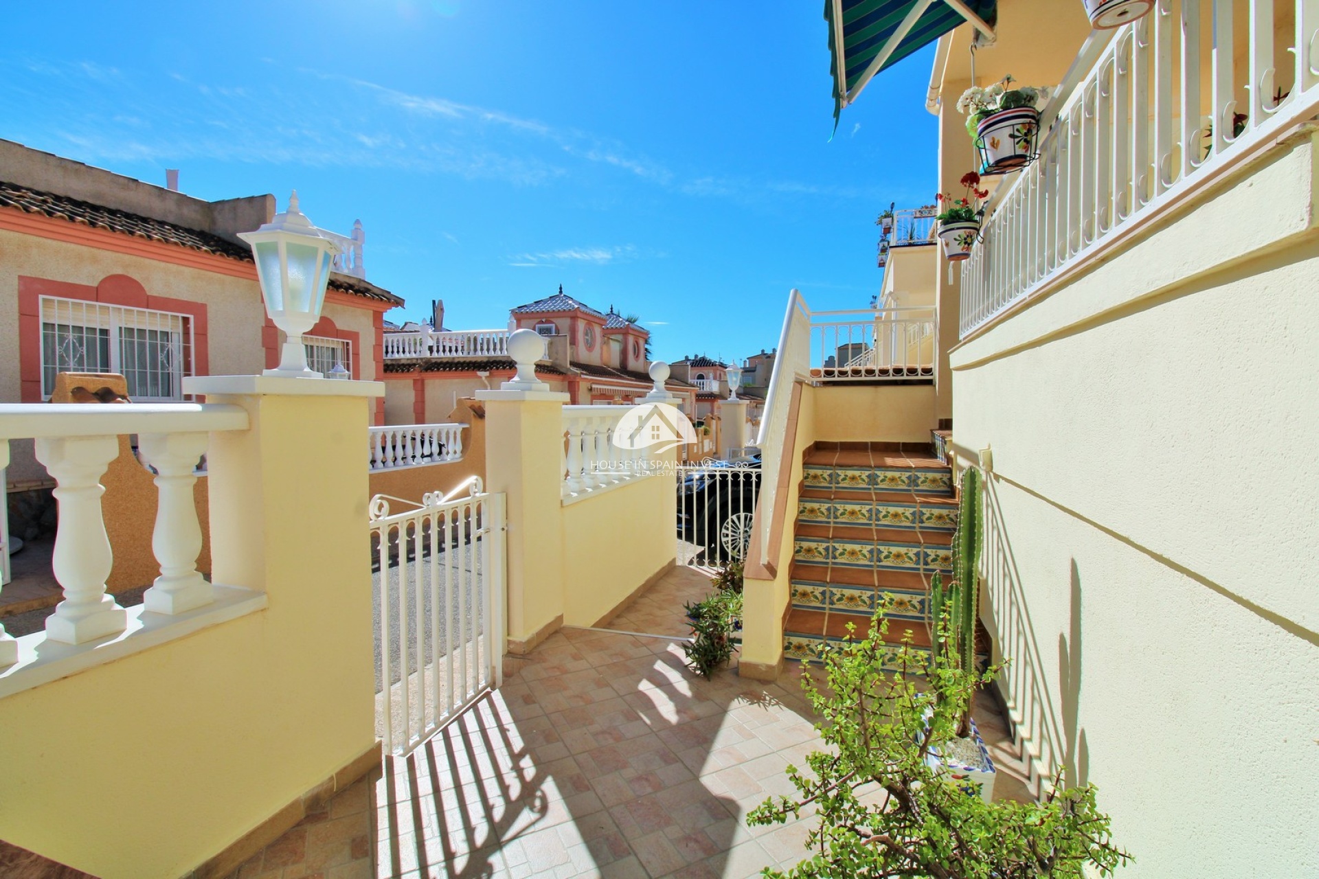 Resale - Apartment  - Orihuela Costa - Playa Flamenca
