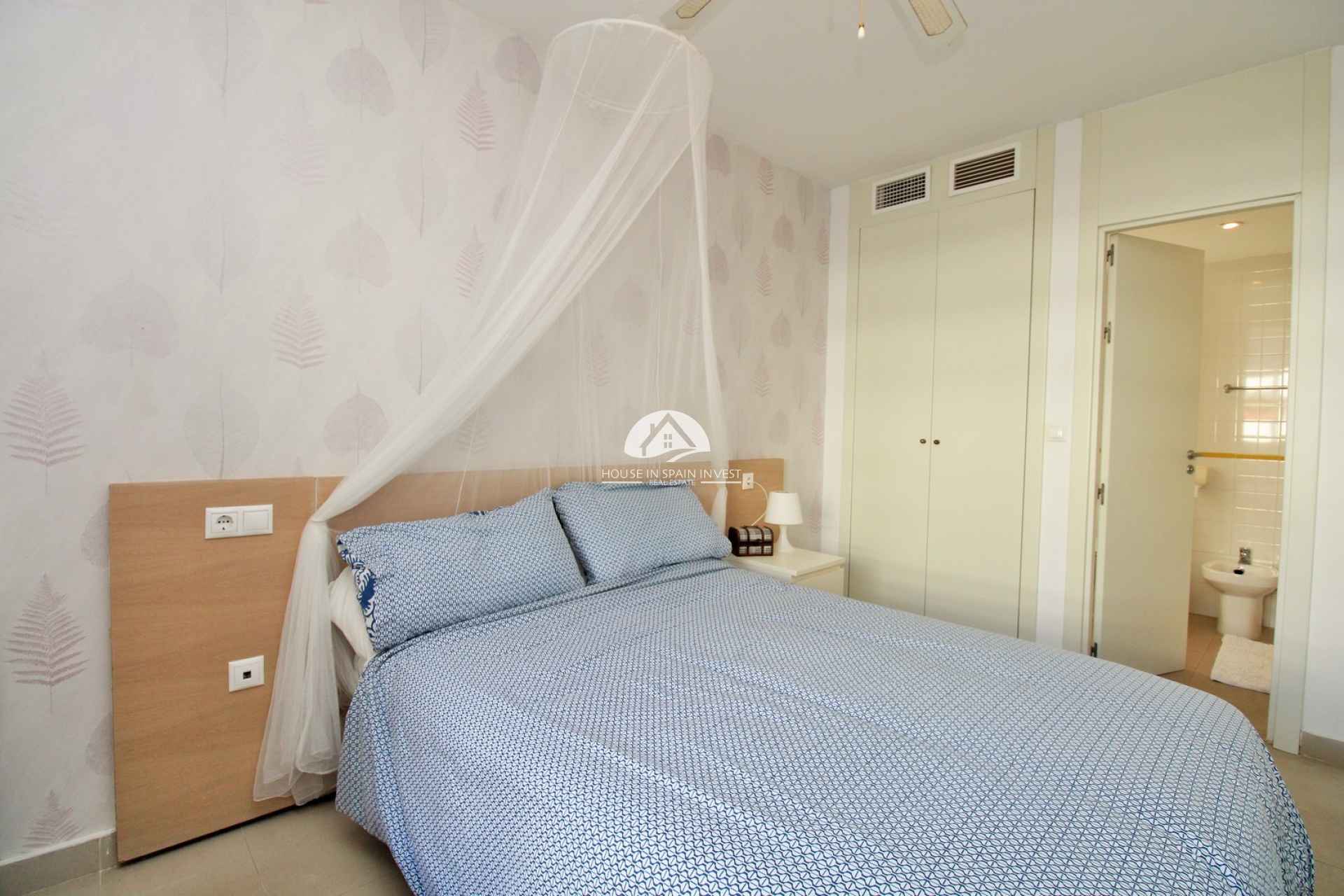 Resale - Apartment  - Orihuela Costa - Playa Flamenca