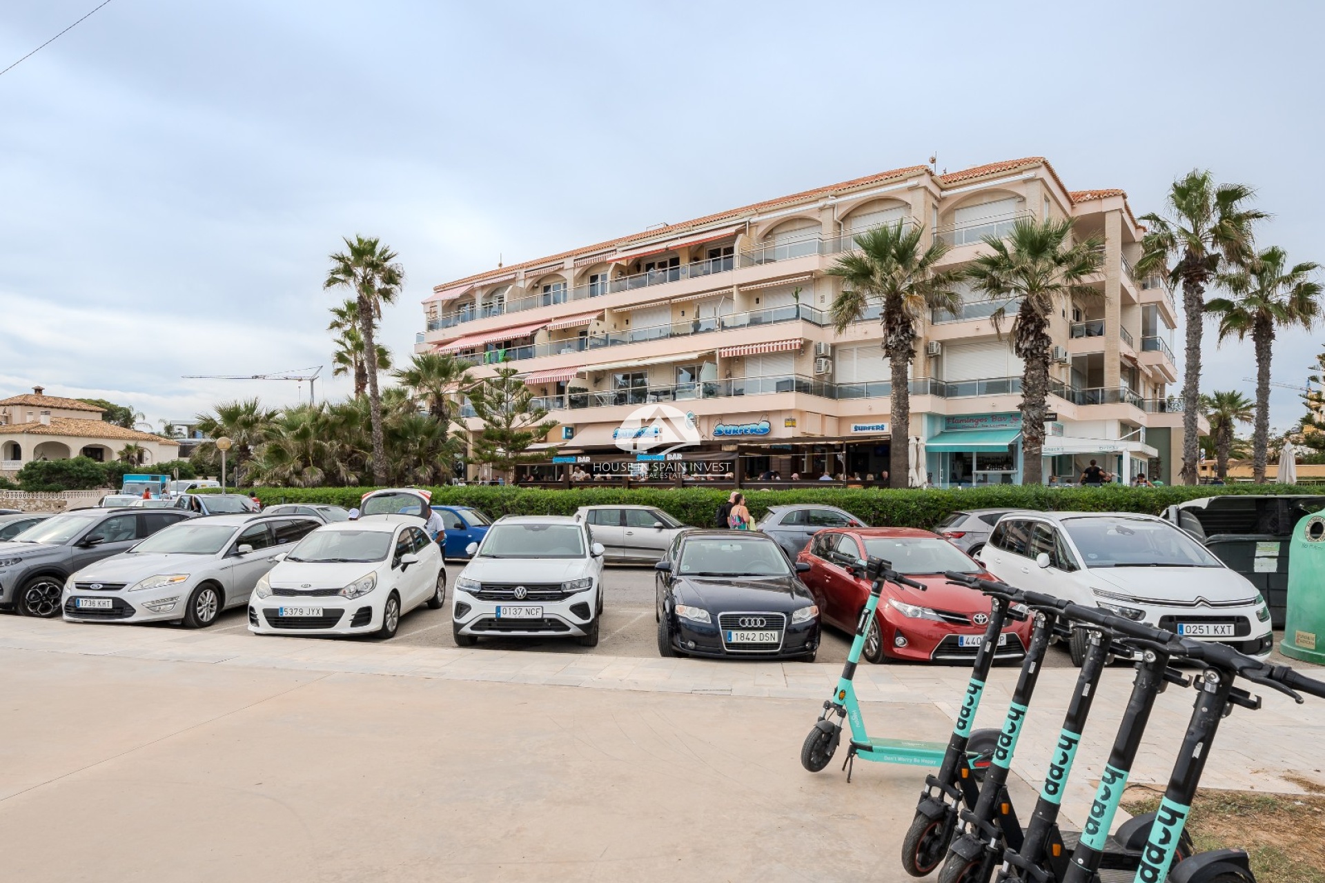 Resale - Apartment  - Orihuela Costa - Playa Flamenca