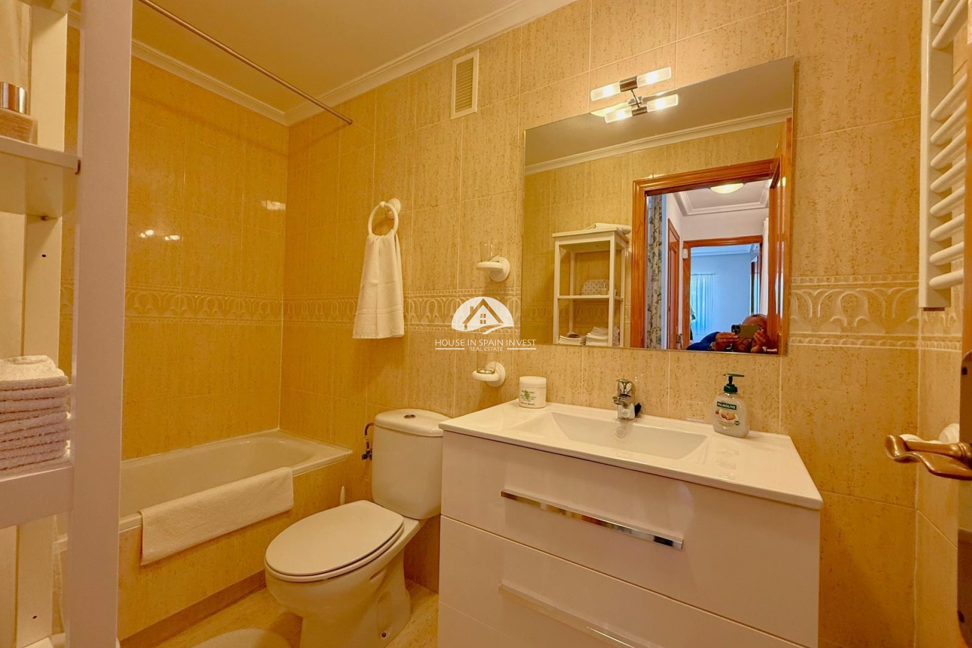 Resale - Apartment  - Orihuela Costa - Playa Flamenca