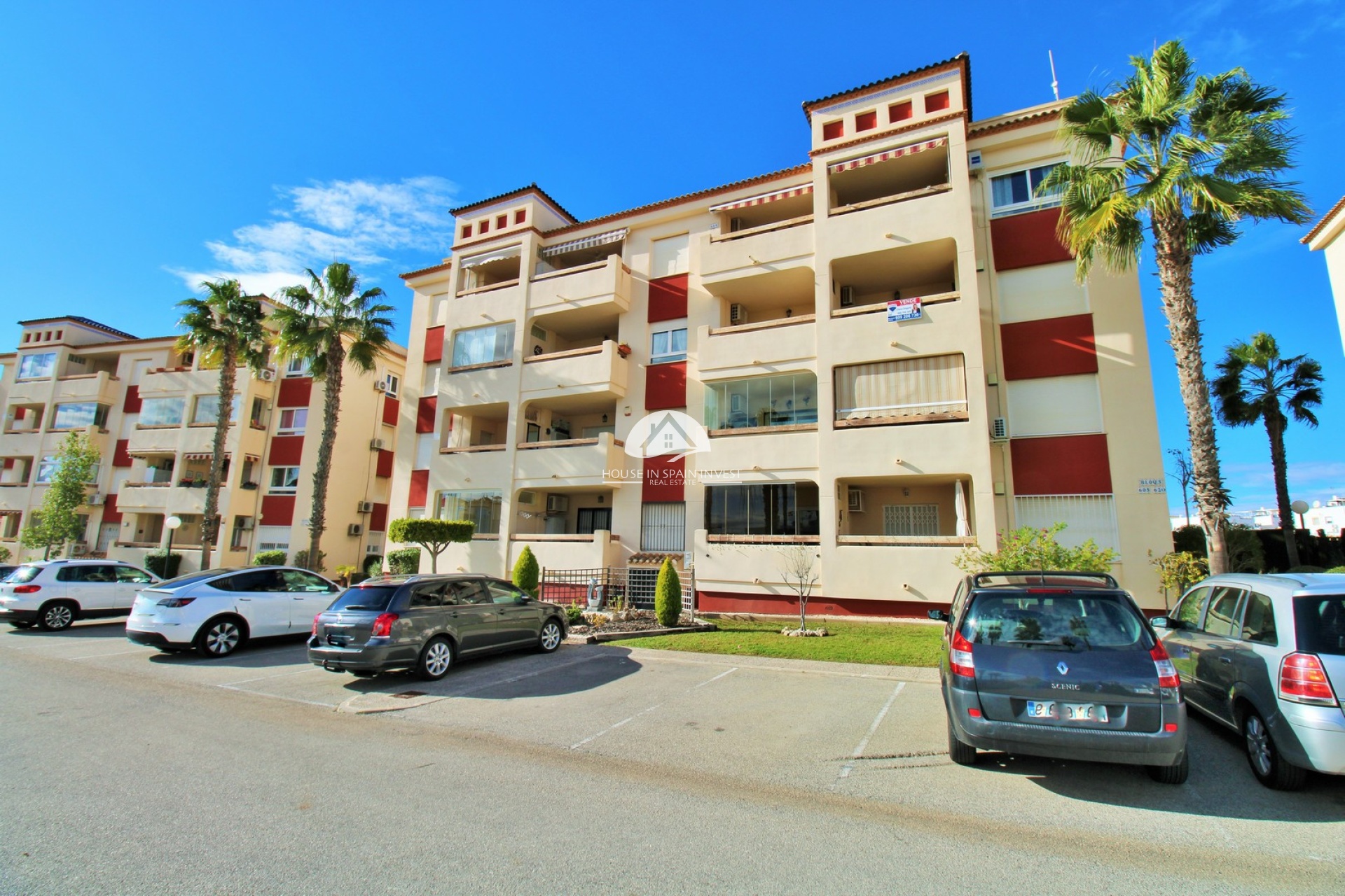 Resale - Apartment  - Orihuela Costa - Playa Flamenca