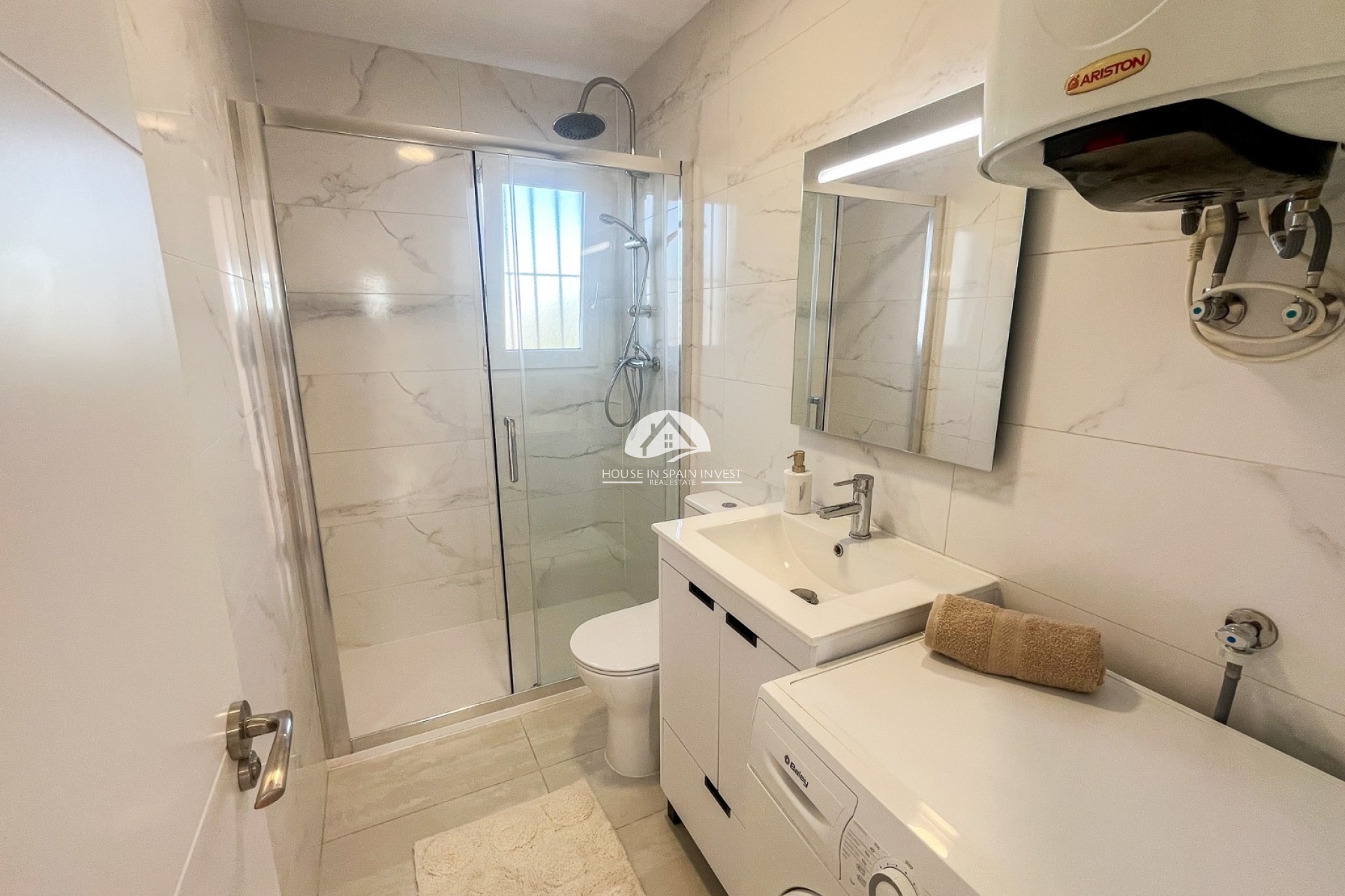 Resale - Apartment  - Orihuela Costa - Punta Prima  