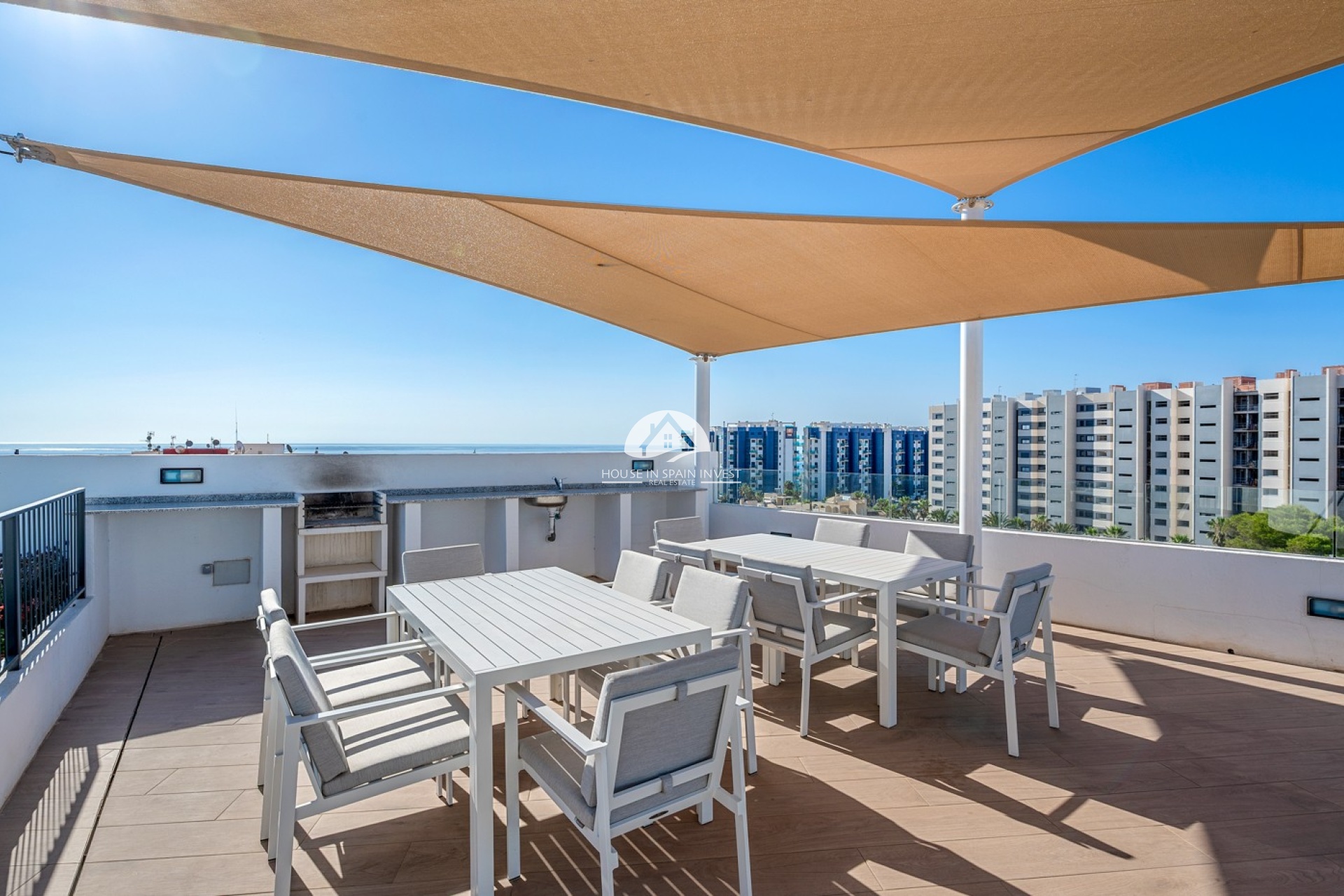 Resale - Apartment  - Orihuela Costa - Punta Prima  