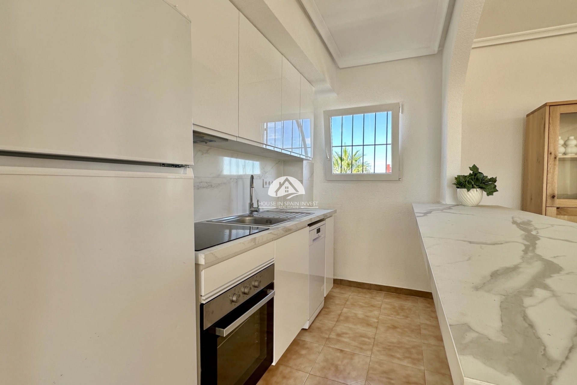Resale - Apartment  - Orihuela Costa - Punta Prima  