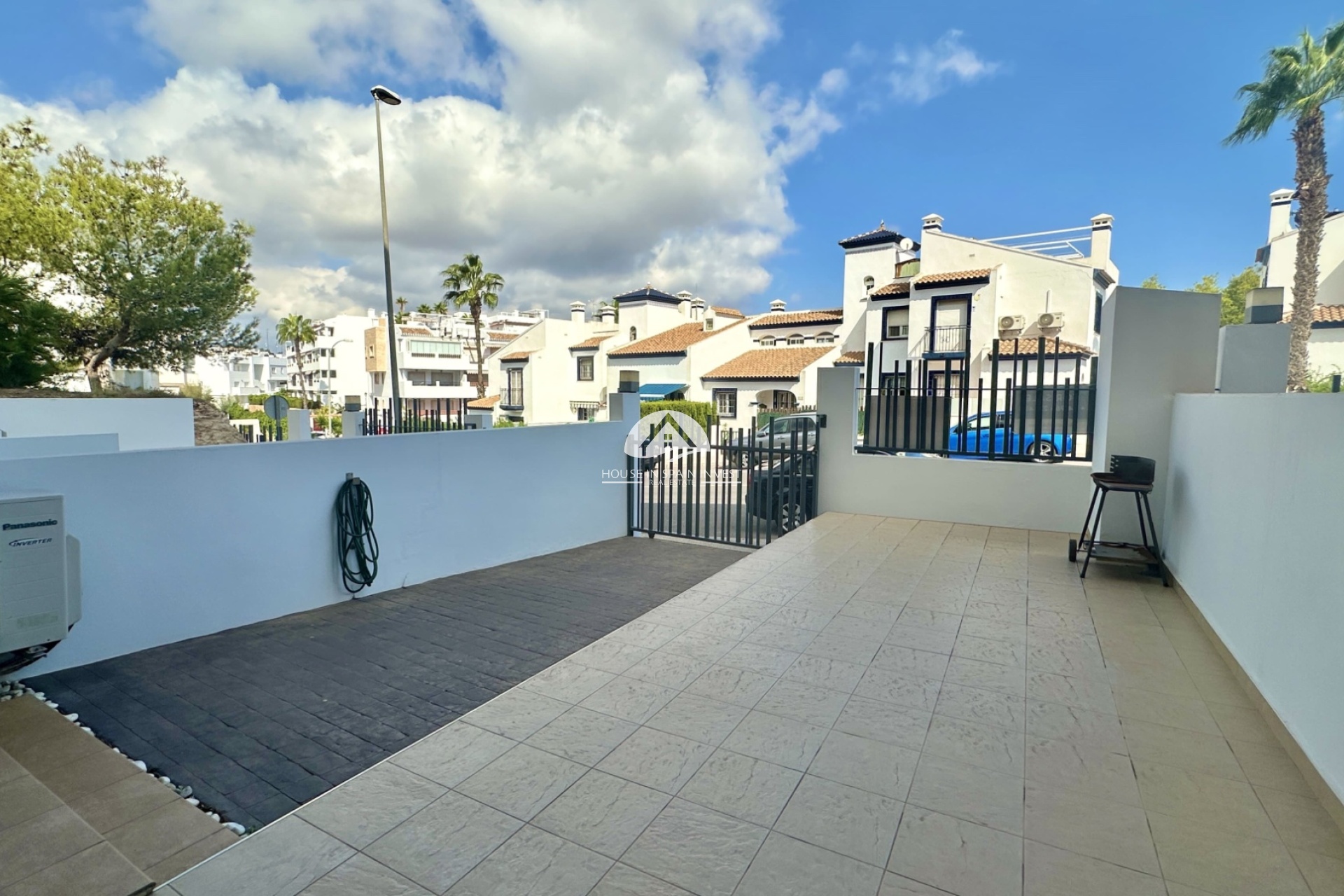 Resale - Apartment  - Orihuela Costa - Villamartín
