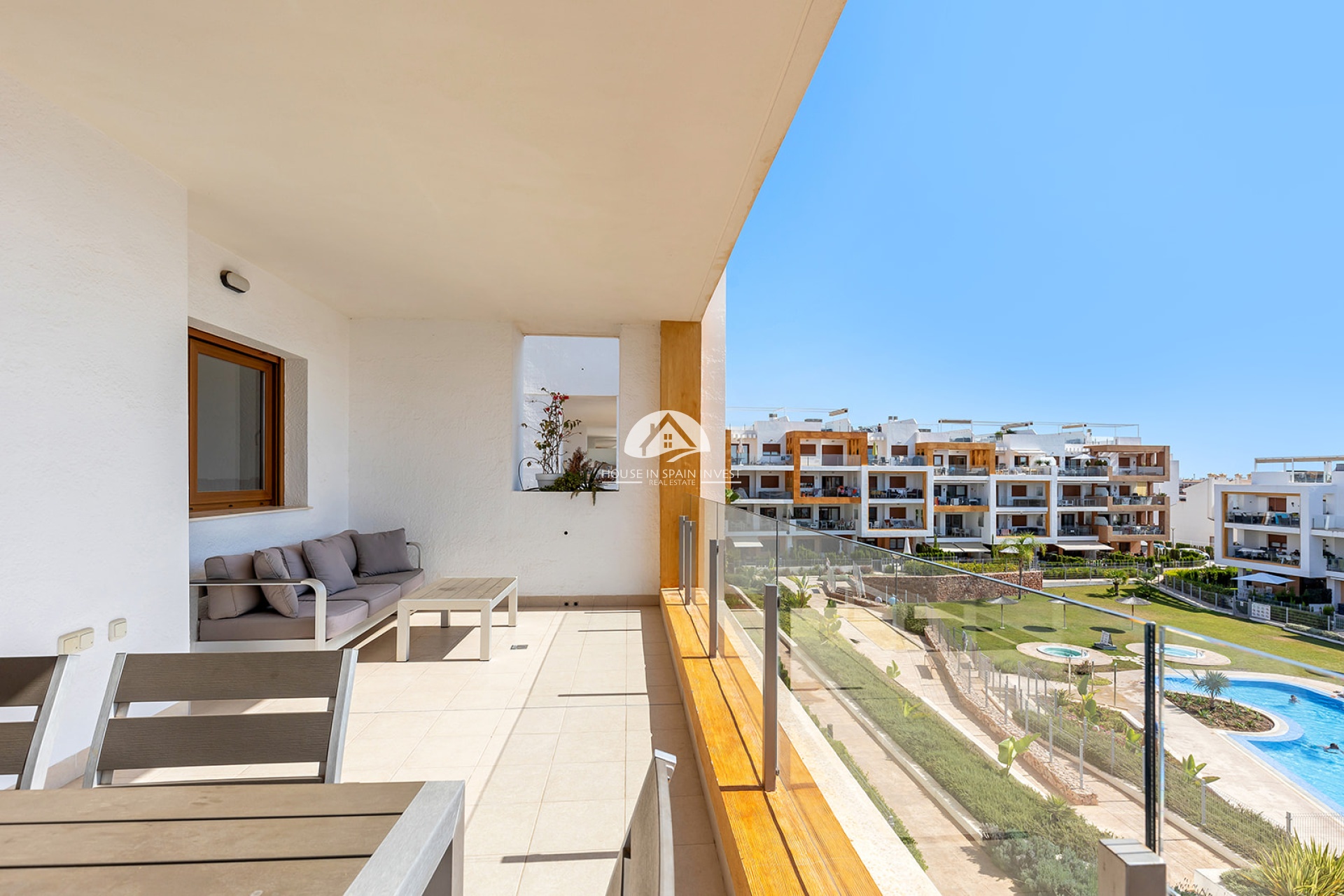 Resale - Apartment  - Orihuela Costa - Villamartín