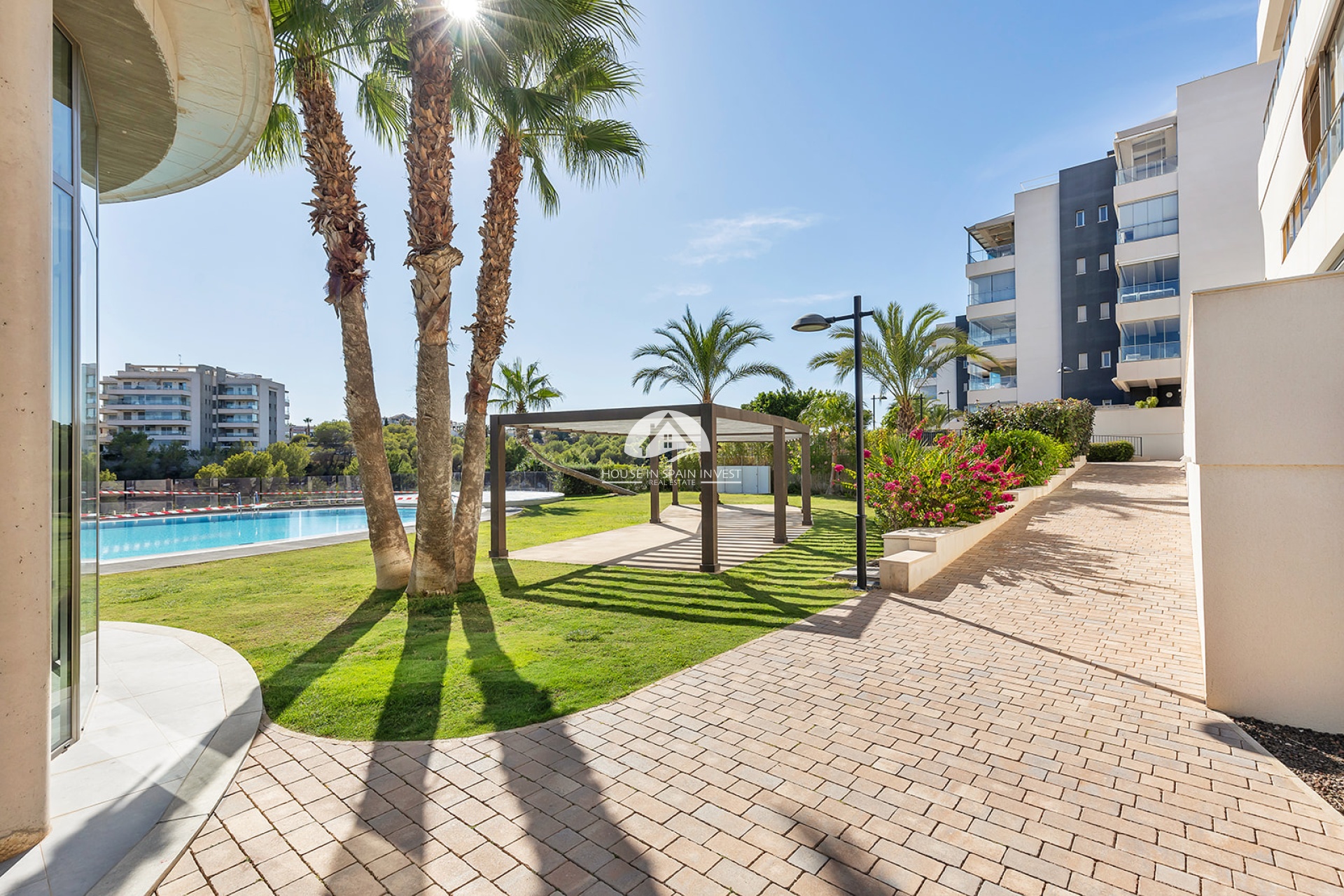 Resale - Apartment  - Orihuela Costa - Villamartín