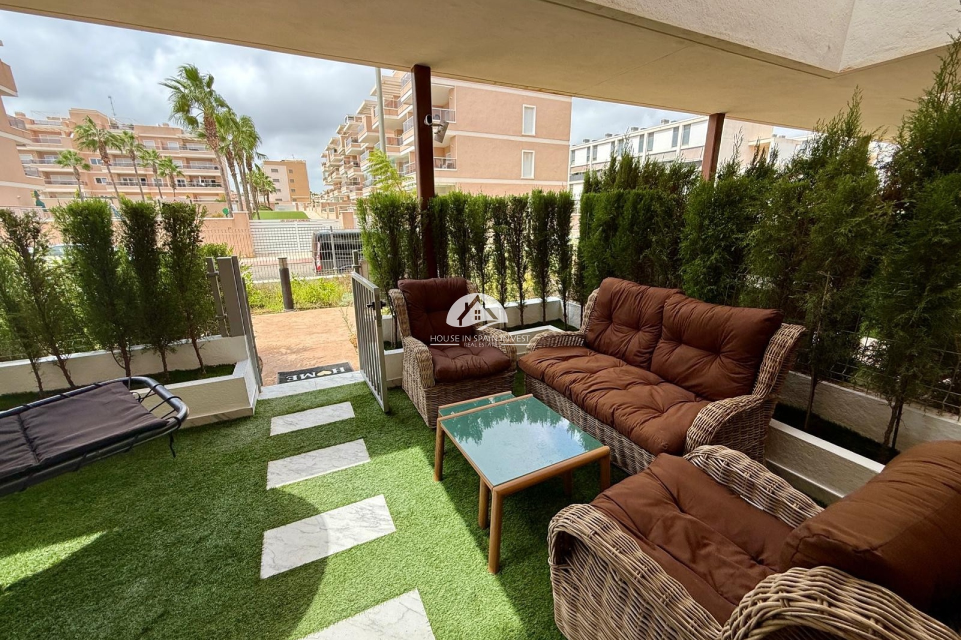 Resale - Apartment  - Orihuela Costa - Villamartín