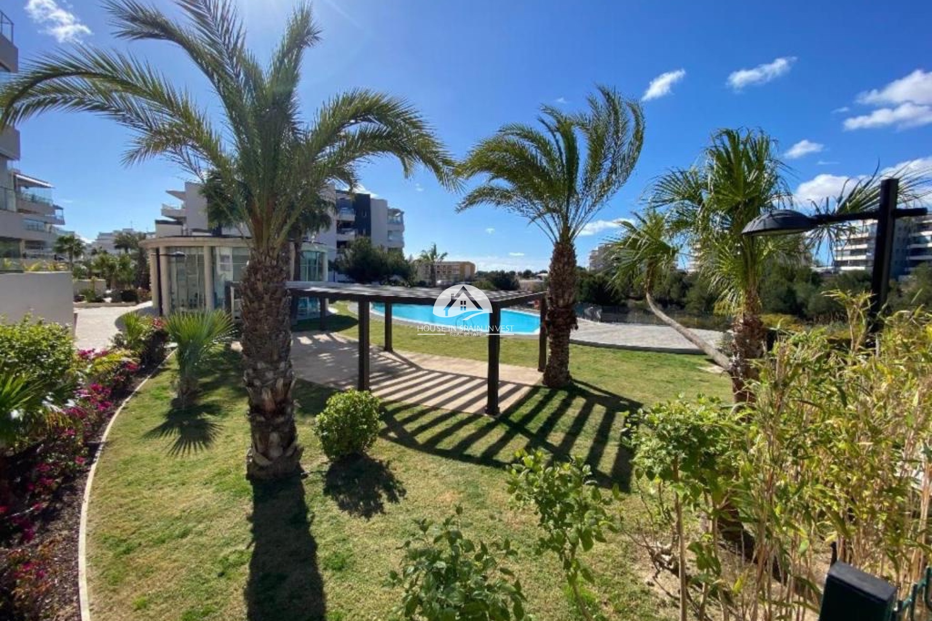 Resale - Apartment  - Orihuela Costa - Villamartín