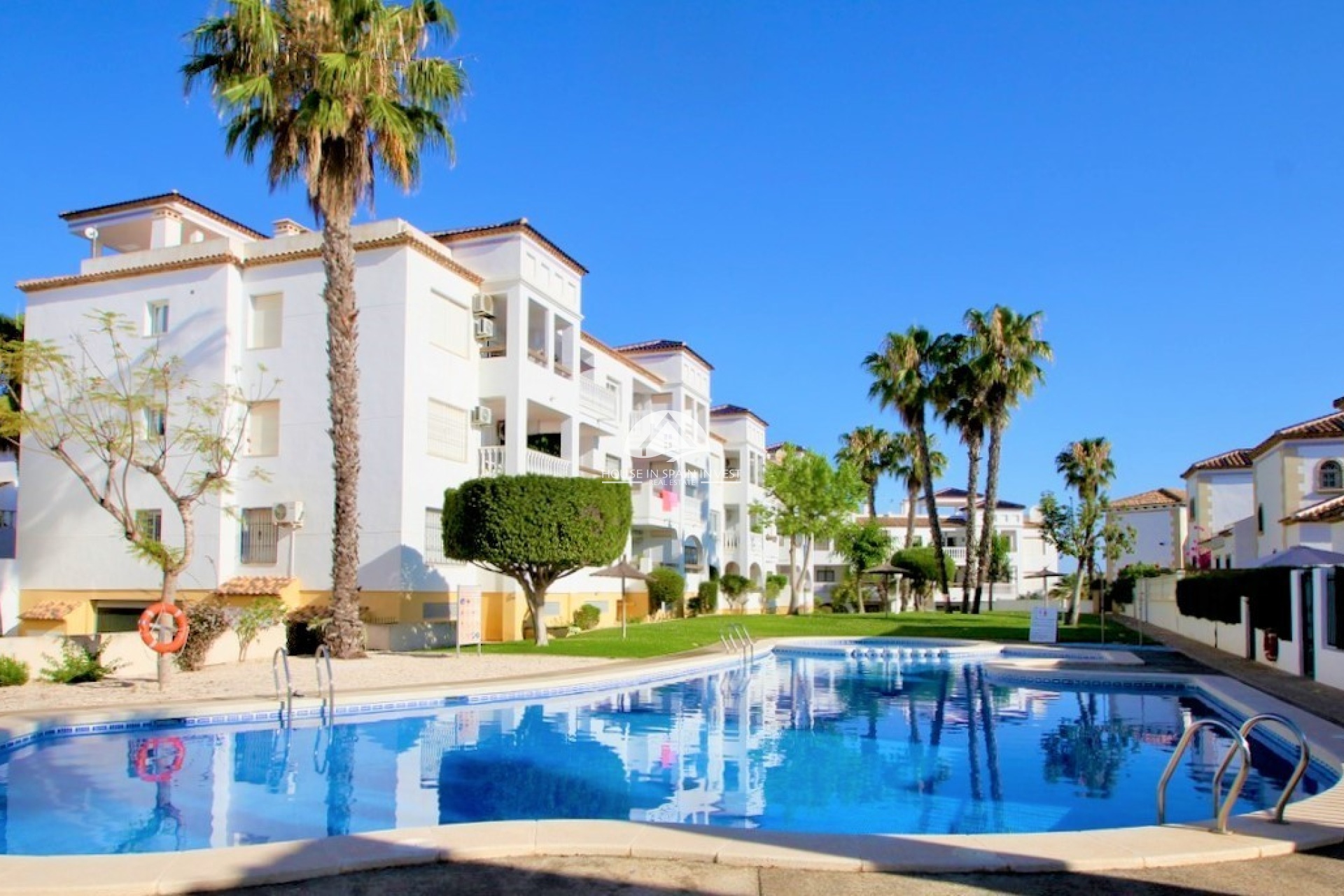 Resale - Apartment  - Orihuela Costa - Villamartín