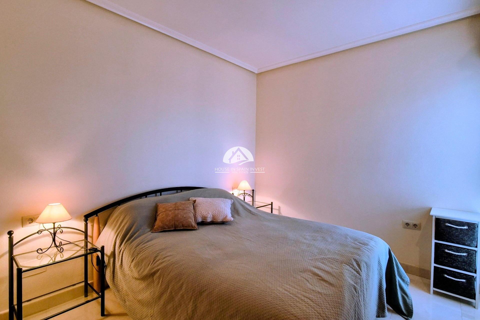 Resale - Apartment  - Orihuela Costa - Villamartín