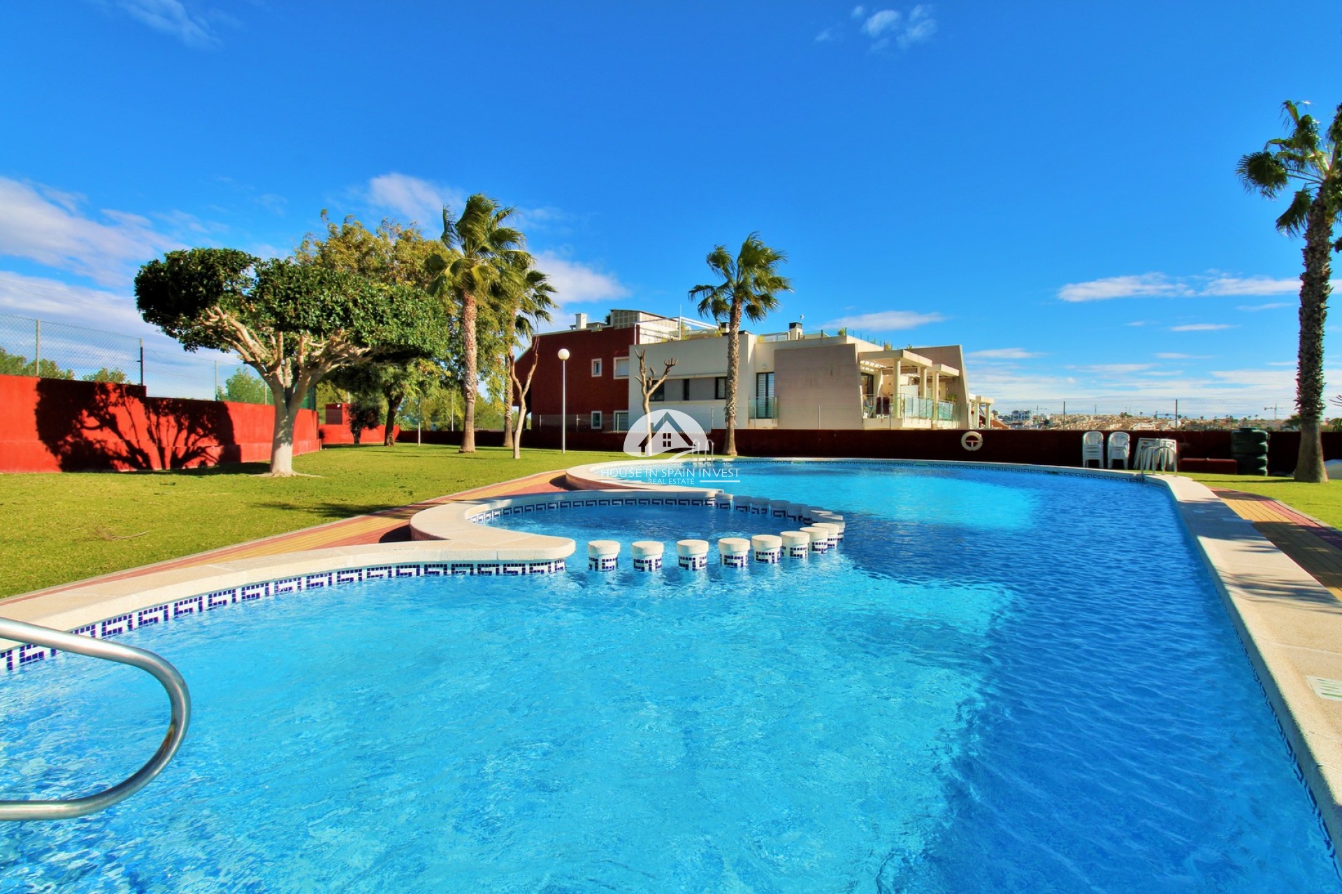 Resale - Apartment  - Orihuela Costa - Villamartín