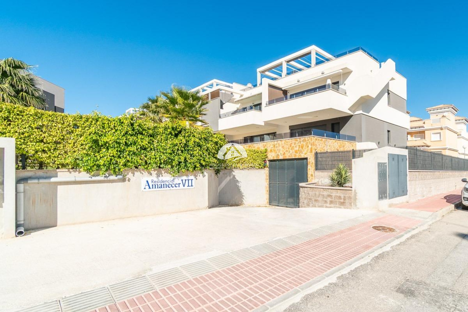 Resale - Apartment  - Orihuela Costa - Villamartín