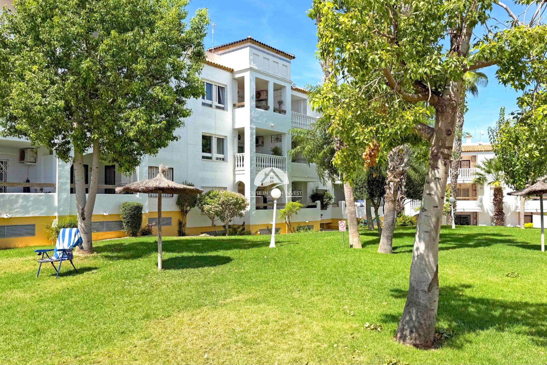 Resale - Apartment  - Orihuela Costa - Villamartín