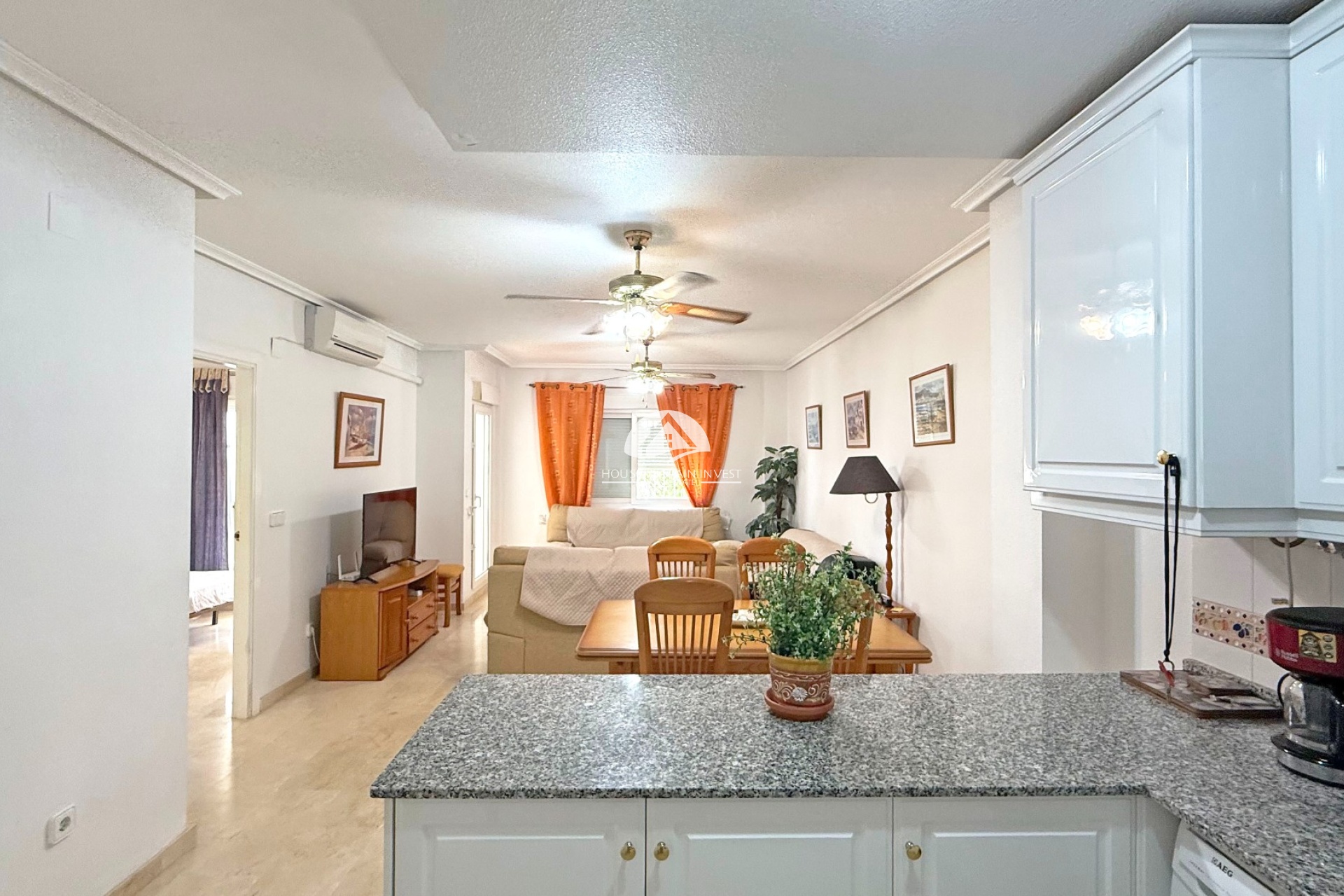 Resale - Apartment  - Orihuela Costa - Villamartín