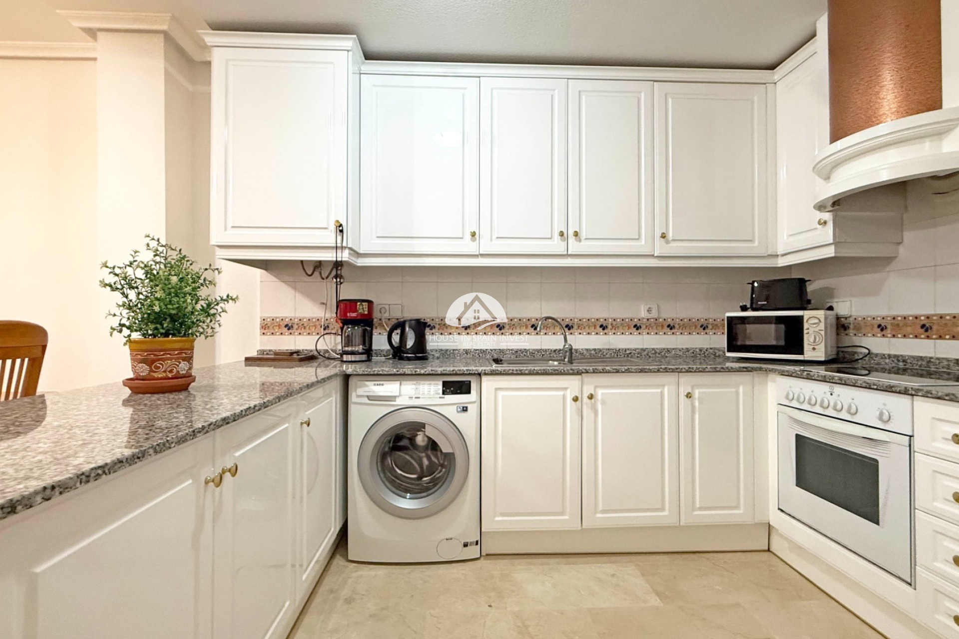 Resale - Apartment  - Orihuela Costa - Villamartín