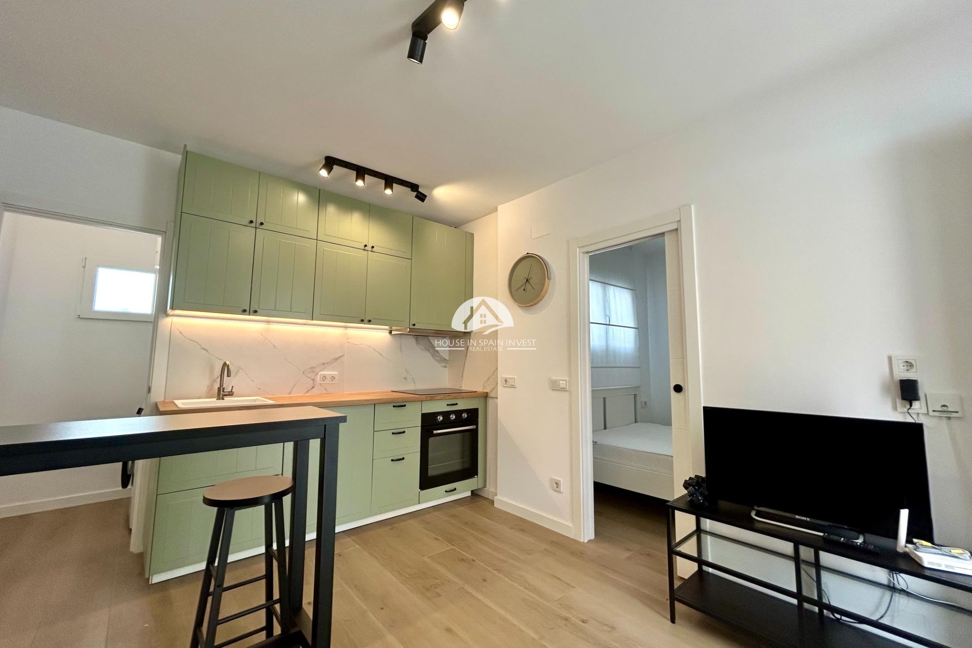 Resale - Apartment  - San Miguel de Salinas - Las Filipinas