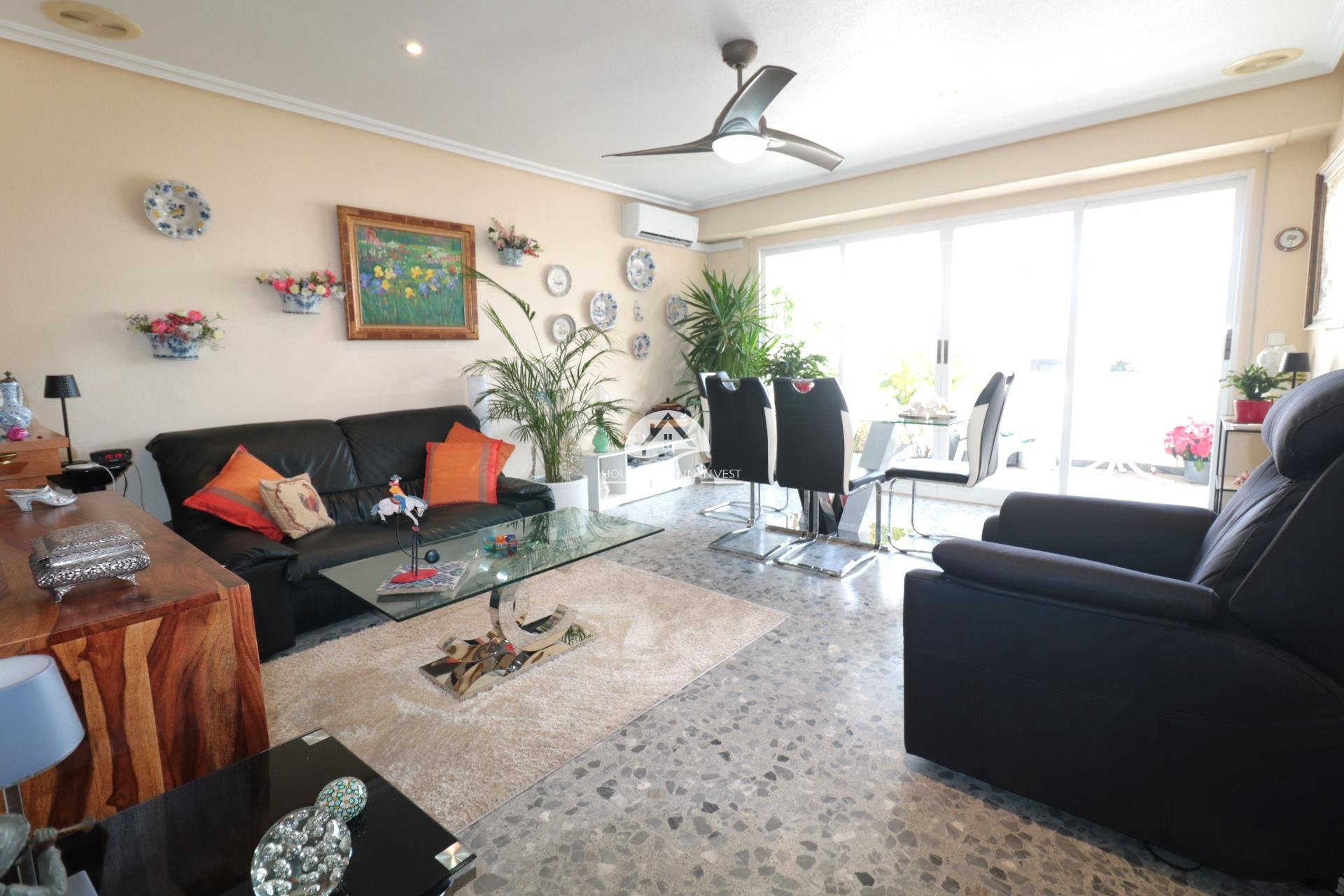 Resale - Apartment  - Santa Pola - Centro