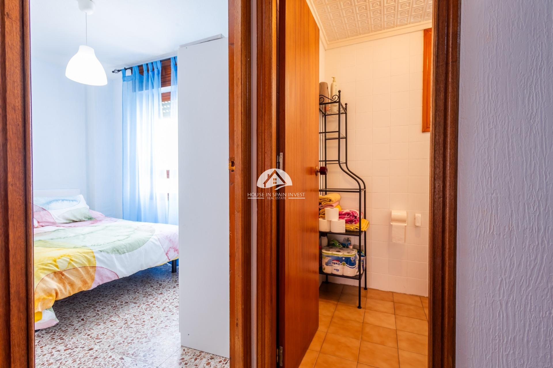 Resale - Apartment  - Torrevieja - Acequion