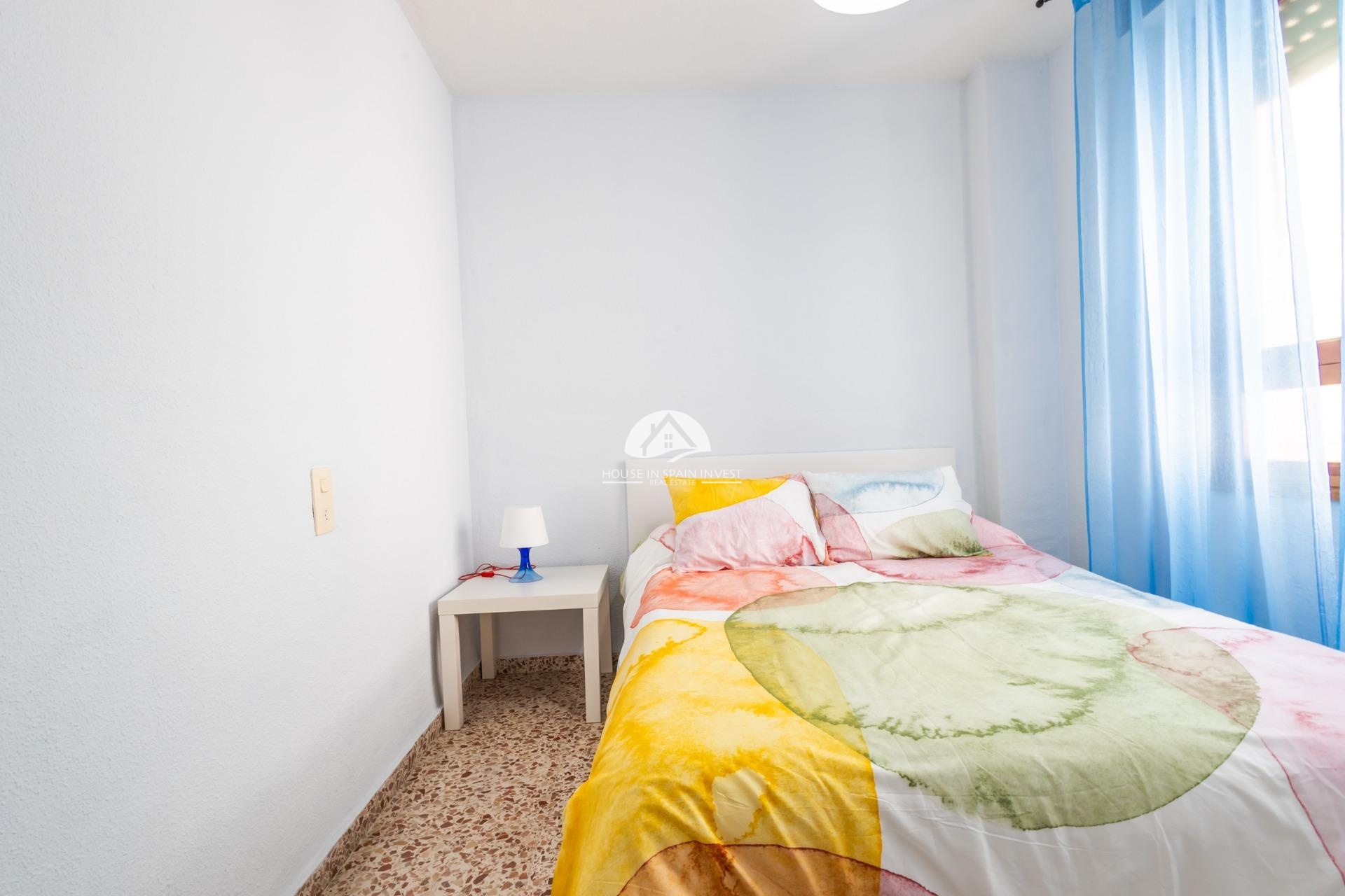 Resale - Apartment  - Torrevieja - Acequion