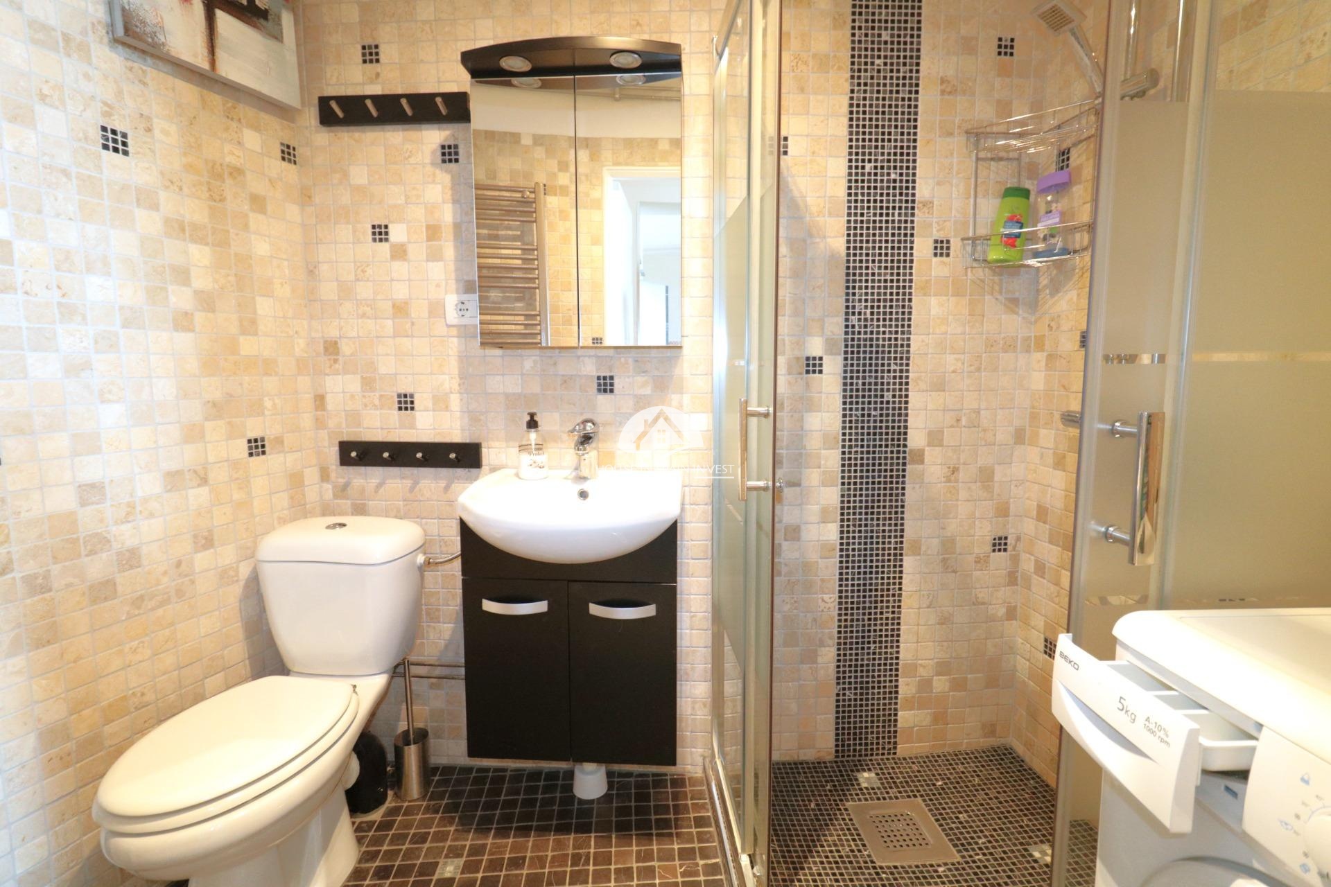 Resale - Apartment  - Torrevieja - Acequion