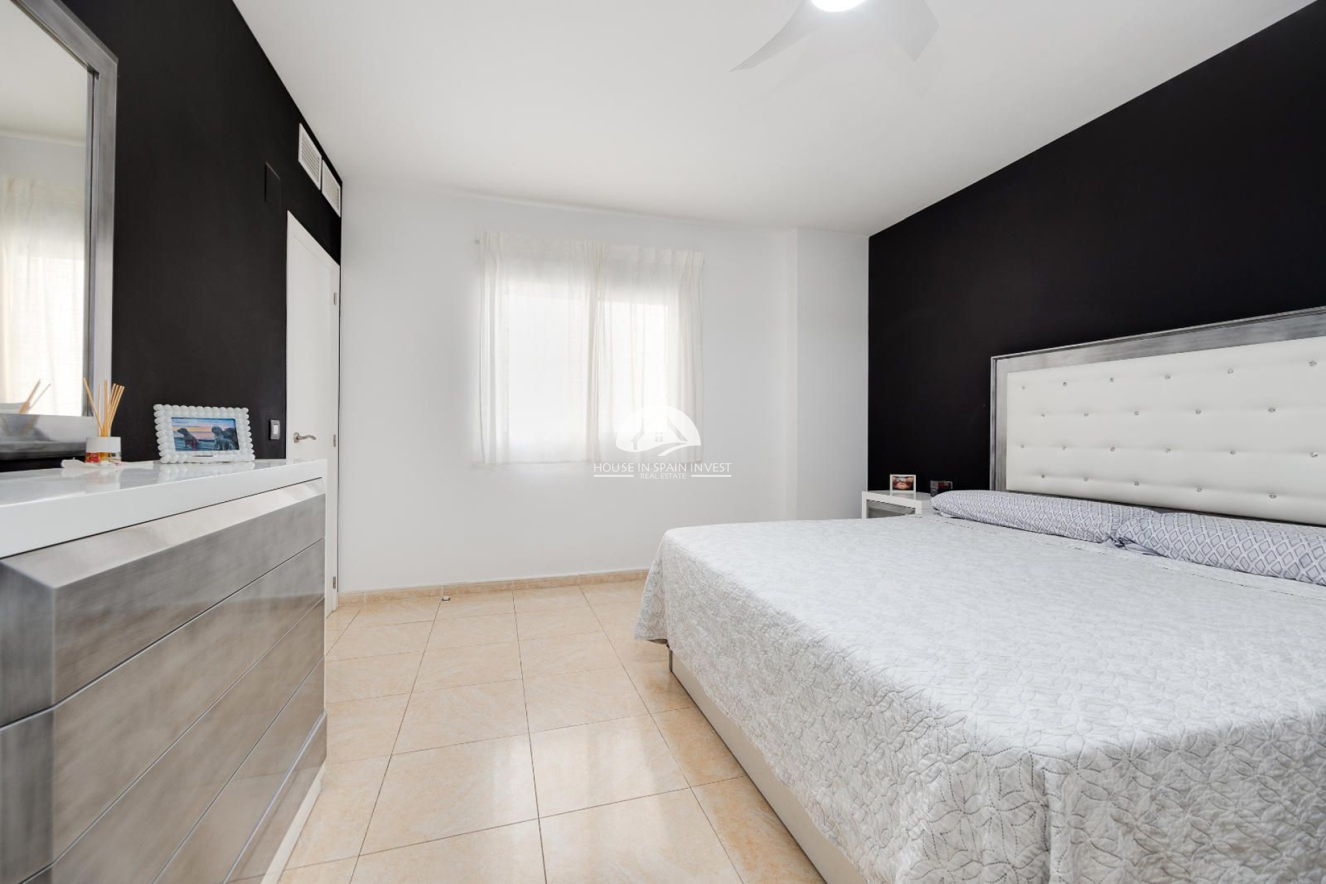 Resale - Apartment  - Torrevieja - Centro