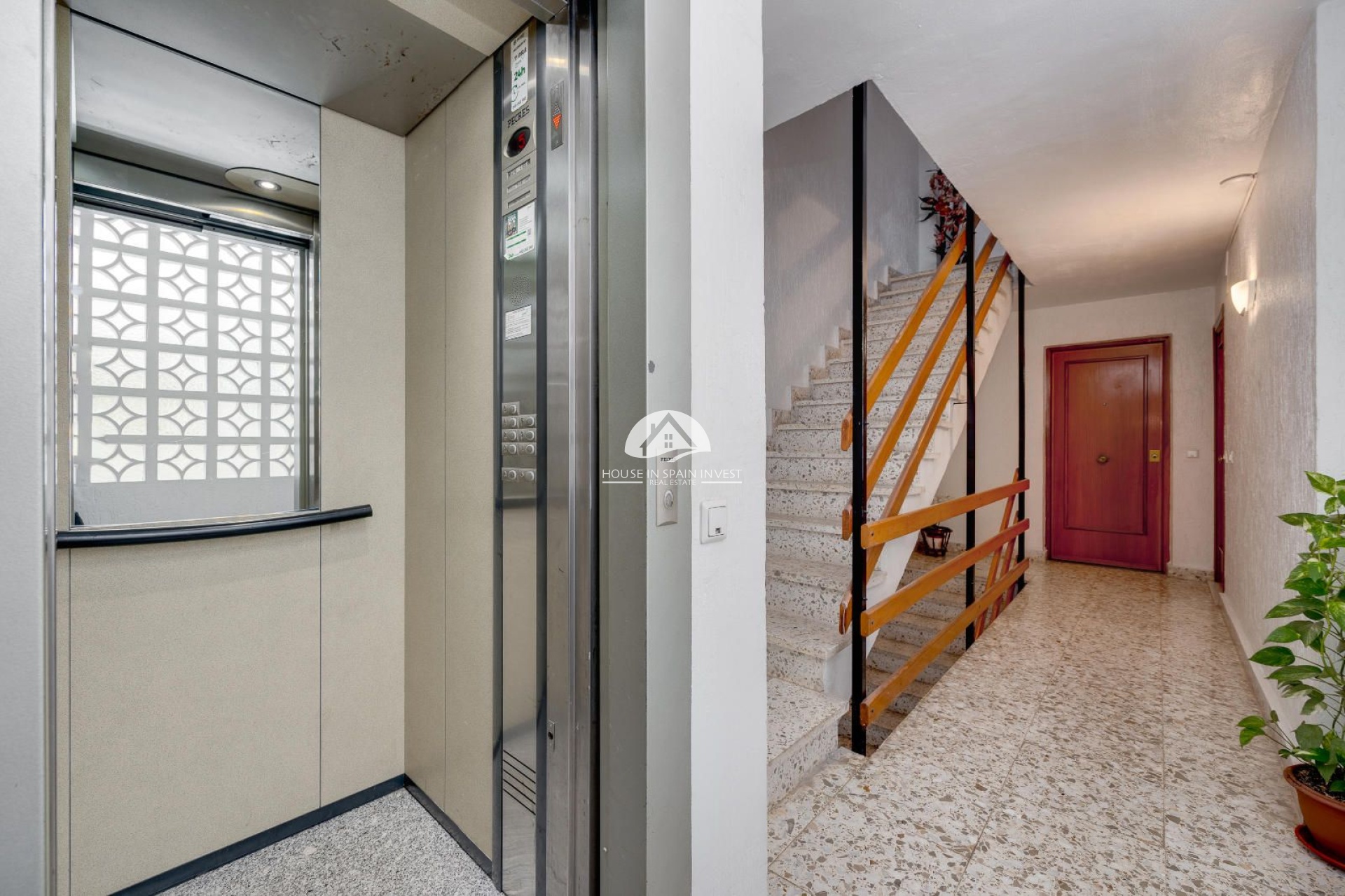 Resale - Apartment  - Torrevieja - Centro